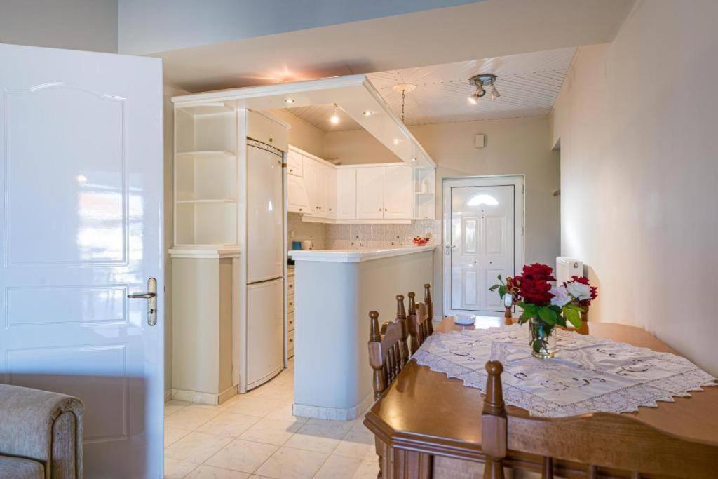 Krystalia's house photo 2