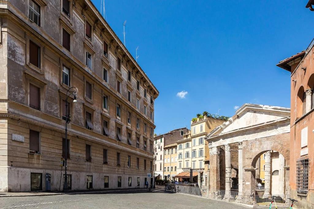Portico d'Ottavia LUX