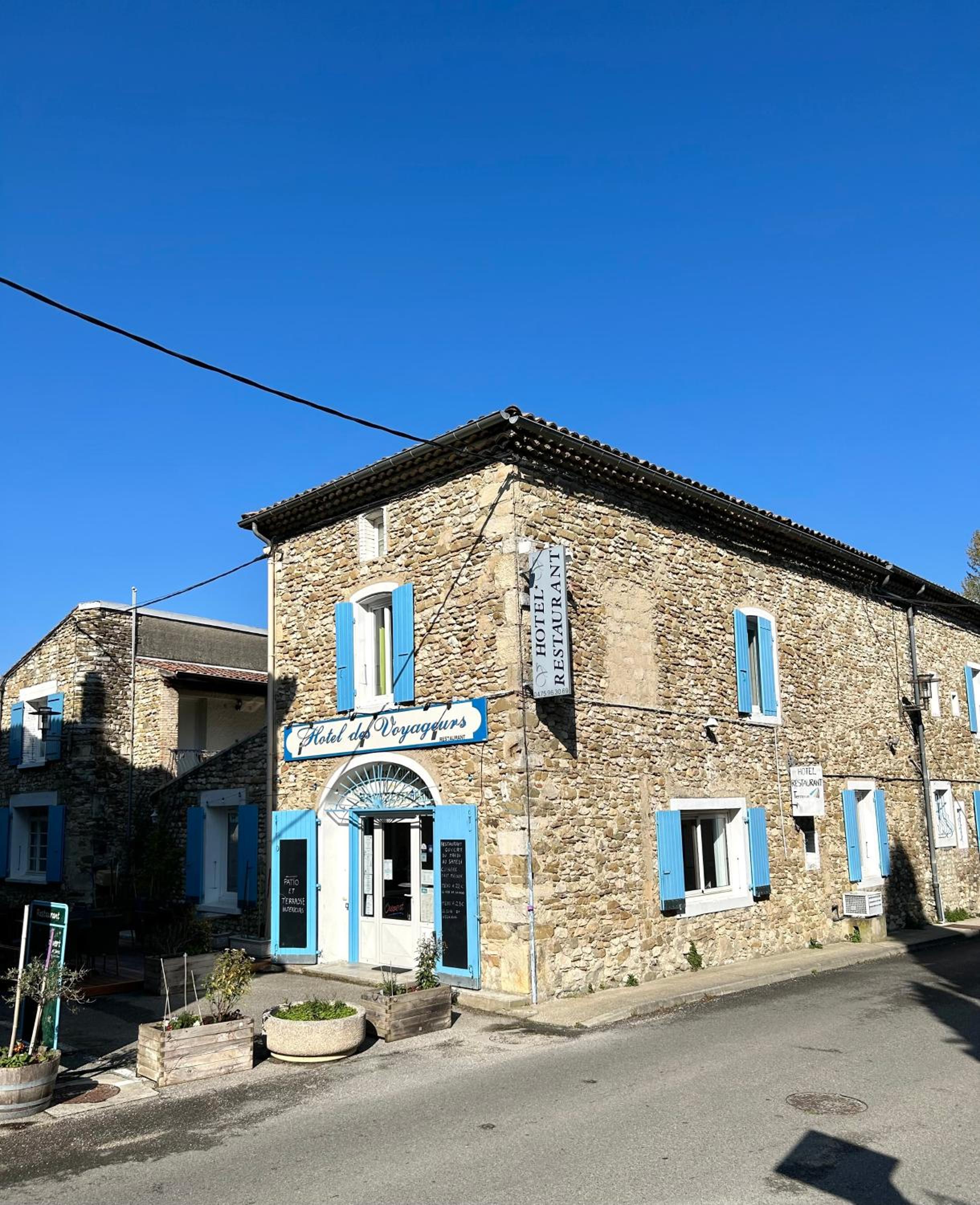 restaurant