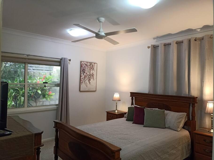 Adorable Private 2 bedroom Guest Suite + pool