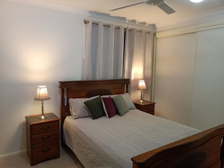 Adorable Private 2 bedroom Guest Suite + pool