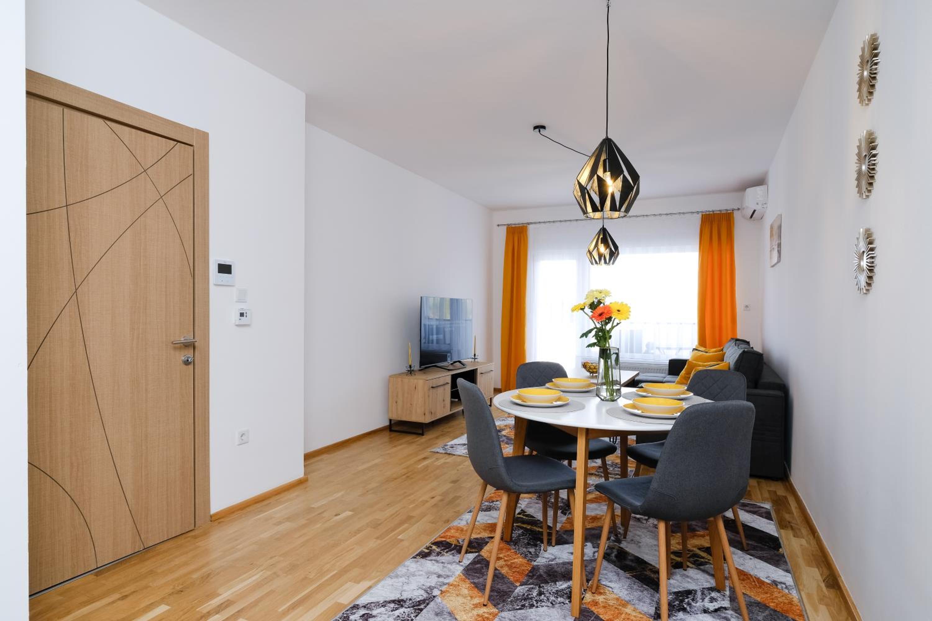 Sara Apartments