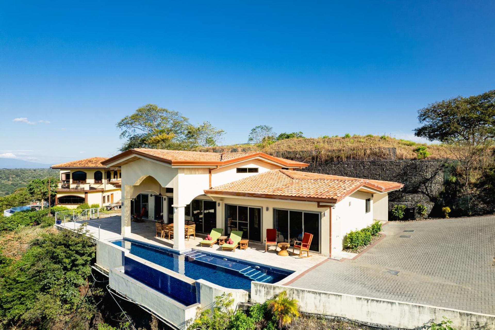 Casa Alegria