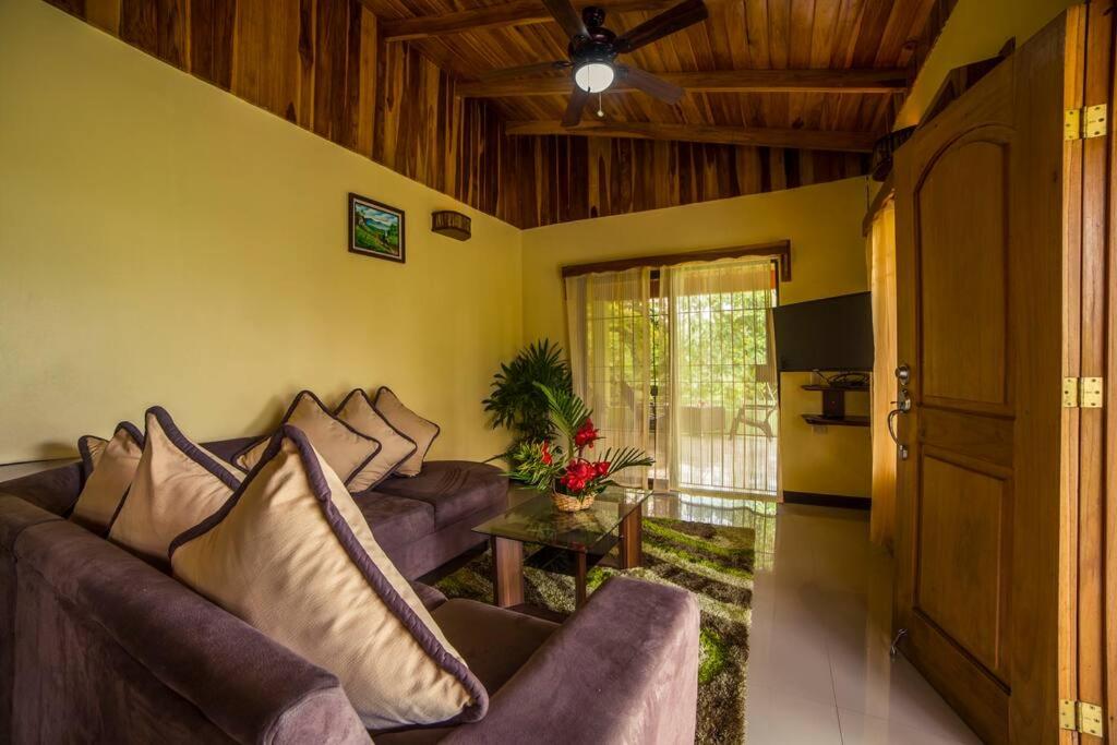 Arenal Ginger Home
