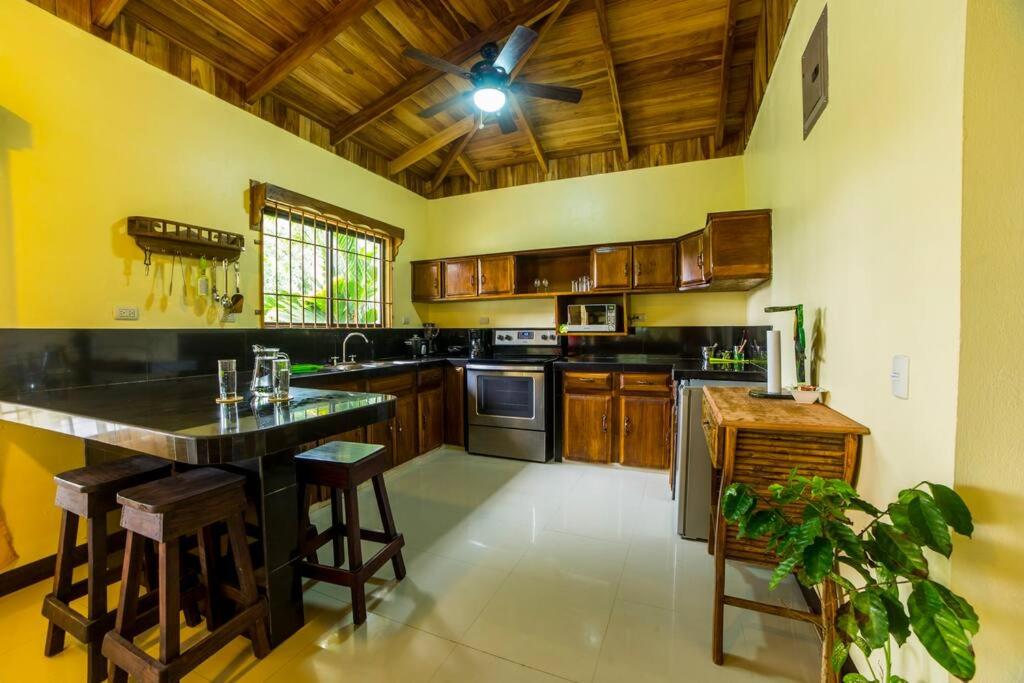 Arenal Ginger Home
