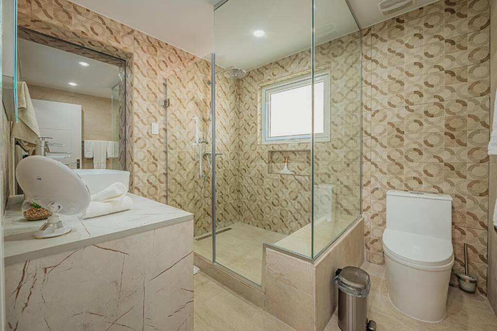 Villa de Leon suitable for 14 persons. 5 bedrooms 5 bathrooms