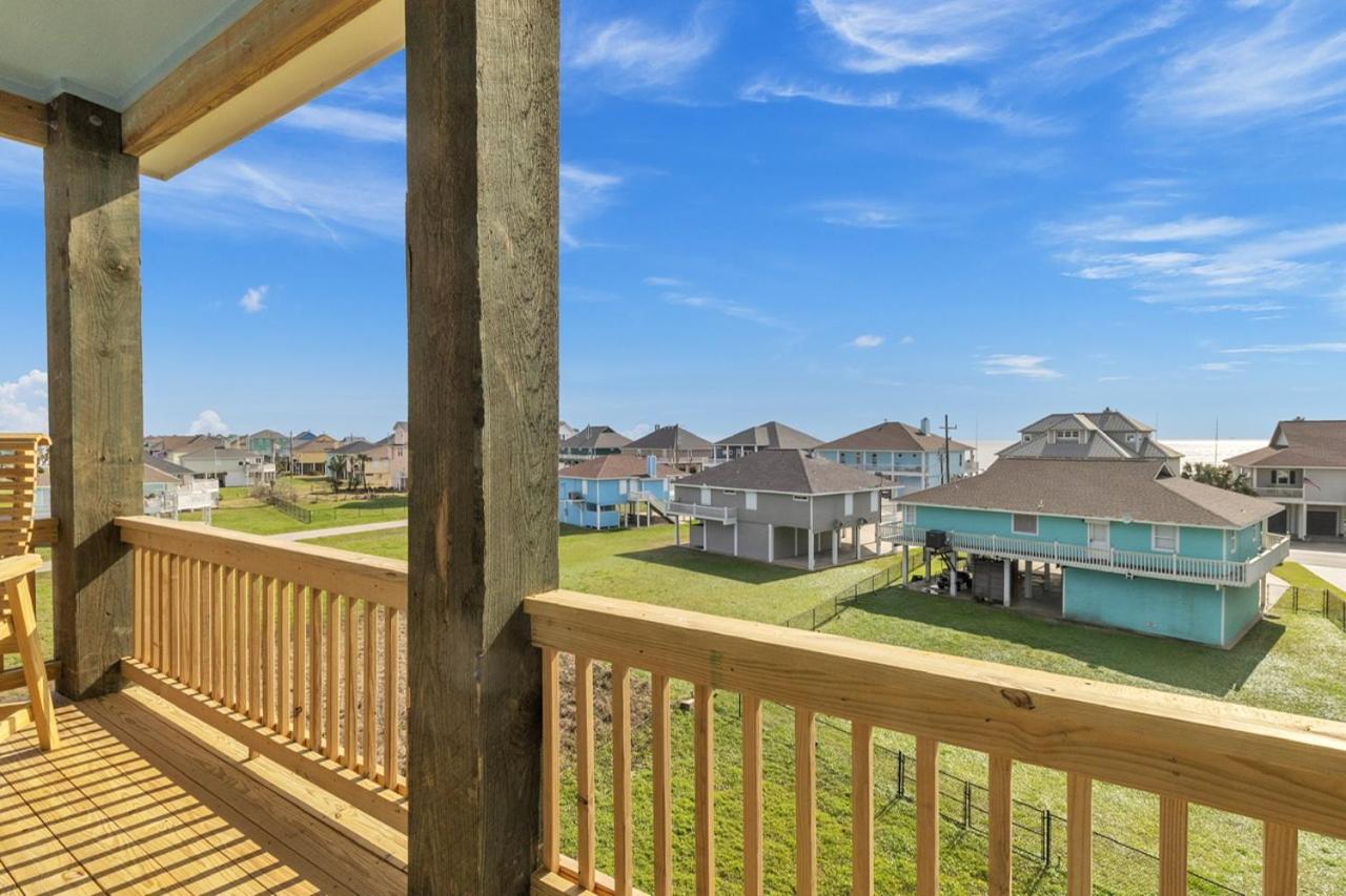 Birds Eye View home view 5