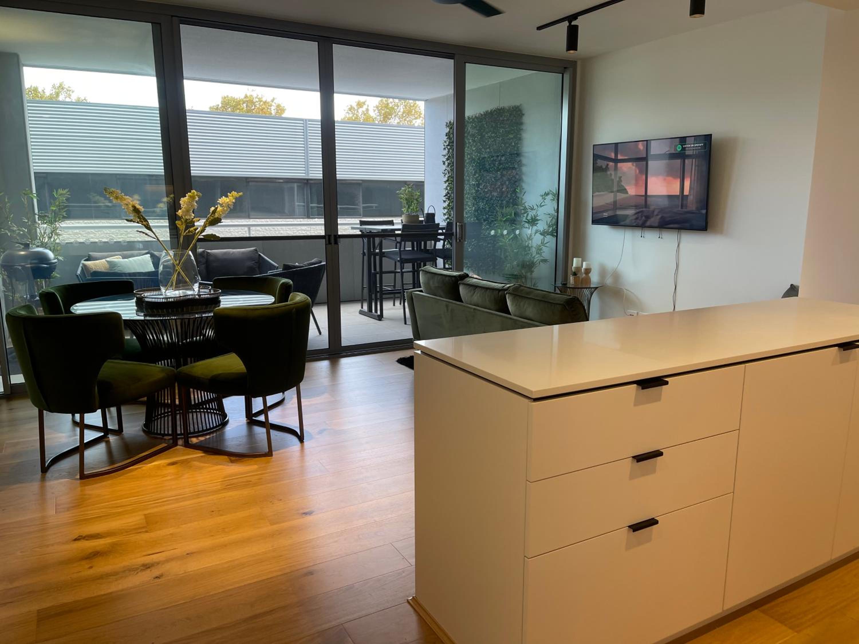 Little Lane Apartments Comfortable, Chic New Apartment in Heart Of Fremantle Features Large balcony & Free car bay