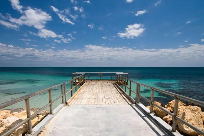 Little Lane Apartments Comfortable, Chic New Apartment in Heart Of Fremantle Features Large balcony & Free car bay