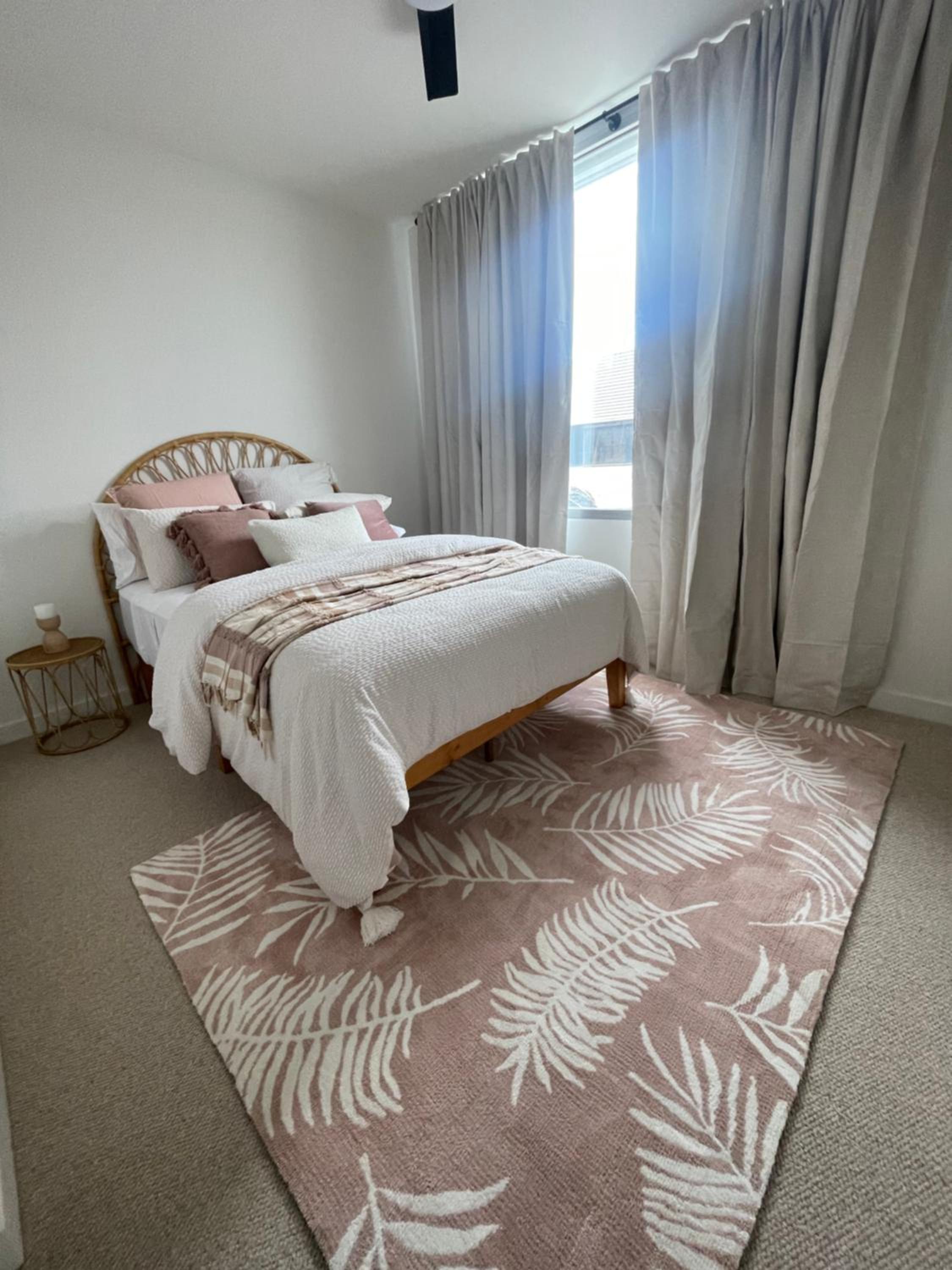 Little Lane Apartments Comfortable, Chic New Apartment in Heart Of Fremantle Features Large balcony & Free car bay