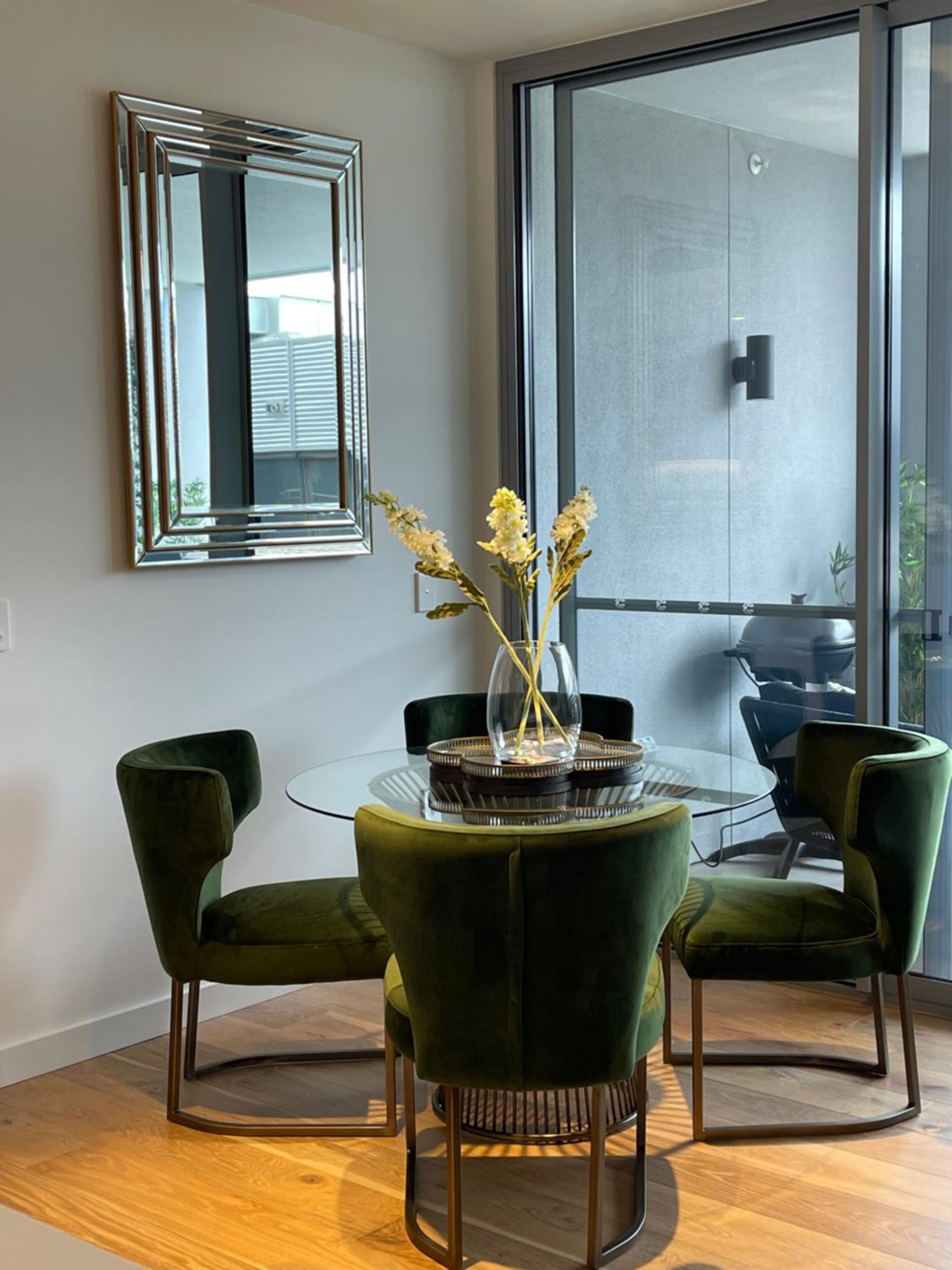 Little Lane Apartments Comfortable, Chic New Apartment in Heart Of Fremantle Features Large balcony & Free car bay