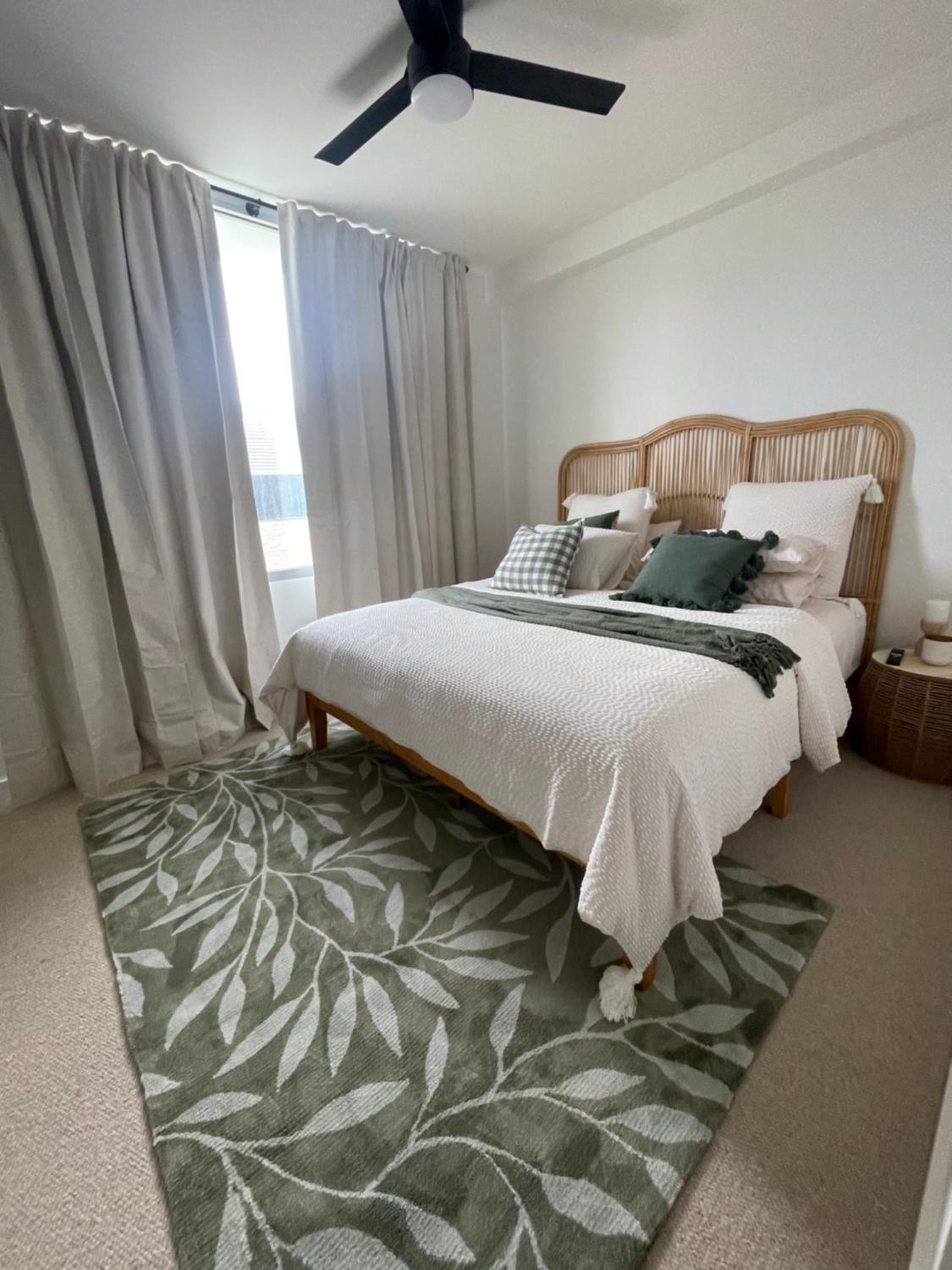 Little Lane Apartments Comfortable, Chic New Apartment in Heart Of Fremantle Features Large balcony & Free car bay