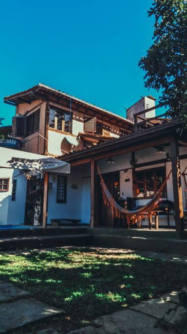 Casa grande,3 min a pé do Centro, grupos, familias