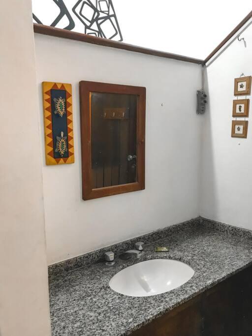 Casa grande,3 min a pé do Centro, grupos, familias