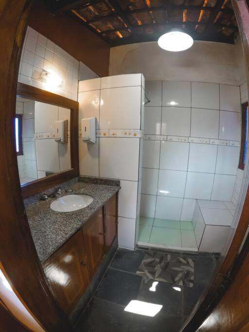 Casa grande,3 min a pé do Centro, grupos, familias