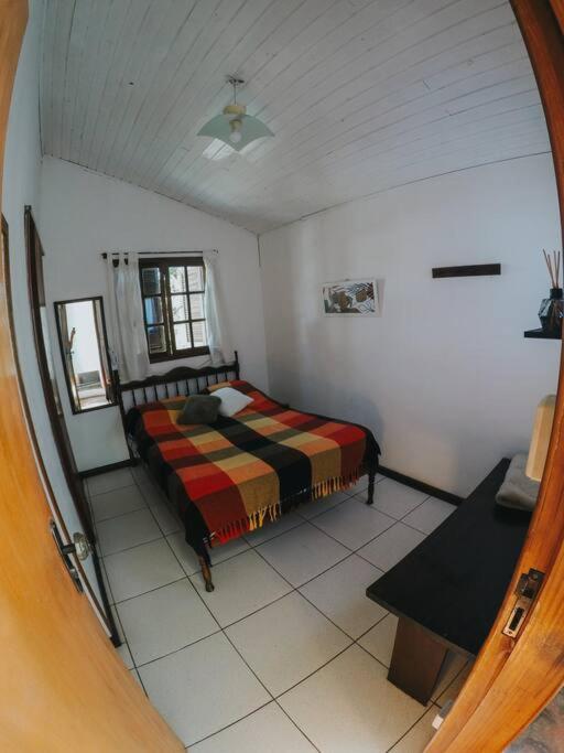 Casa grande,3 min a pé do Centro, grupos, familias