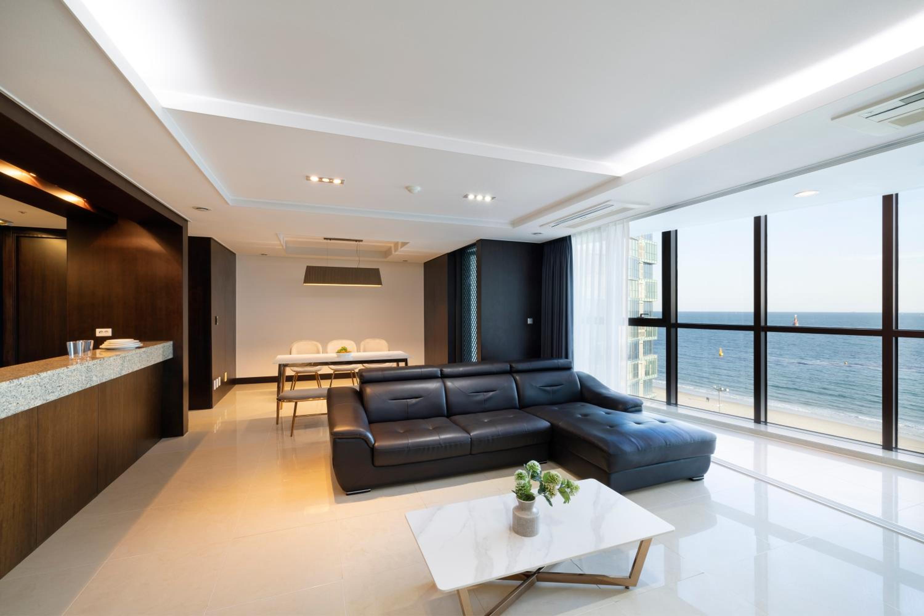 Pale De Cz Condo