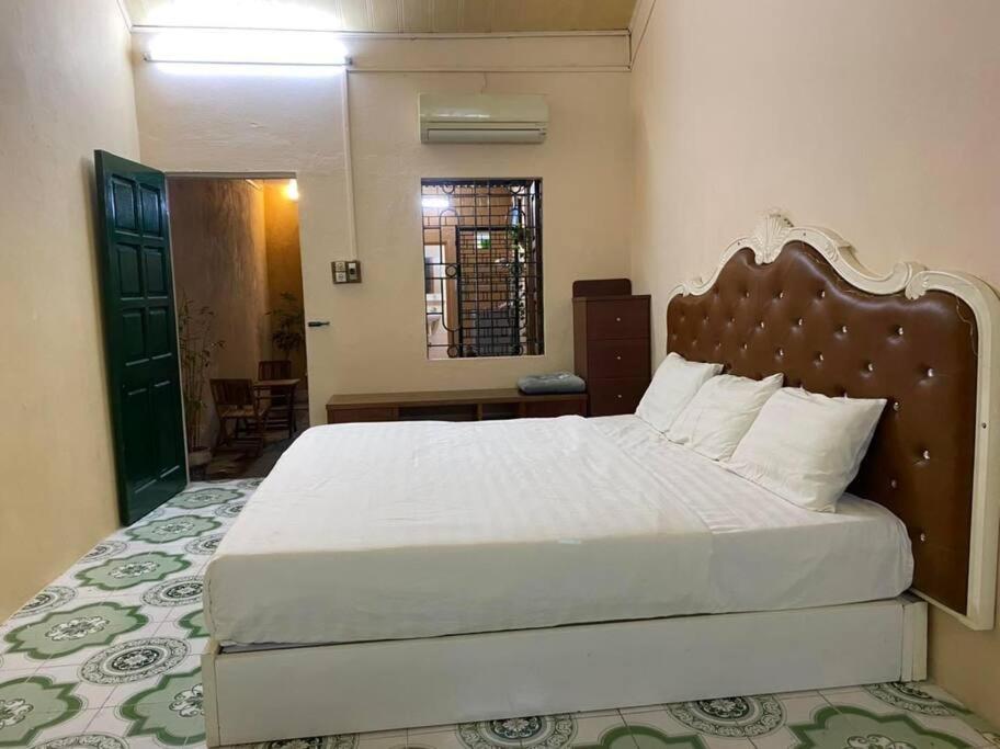 T30 Hanoi Homestay, near Lotte Tay Ho, 25minutes to the airport
