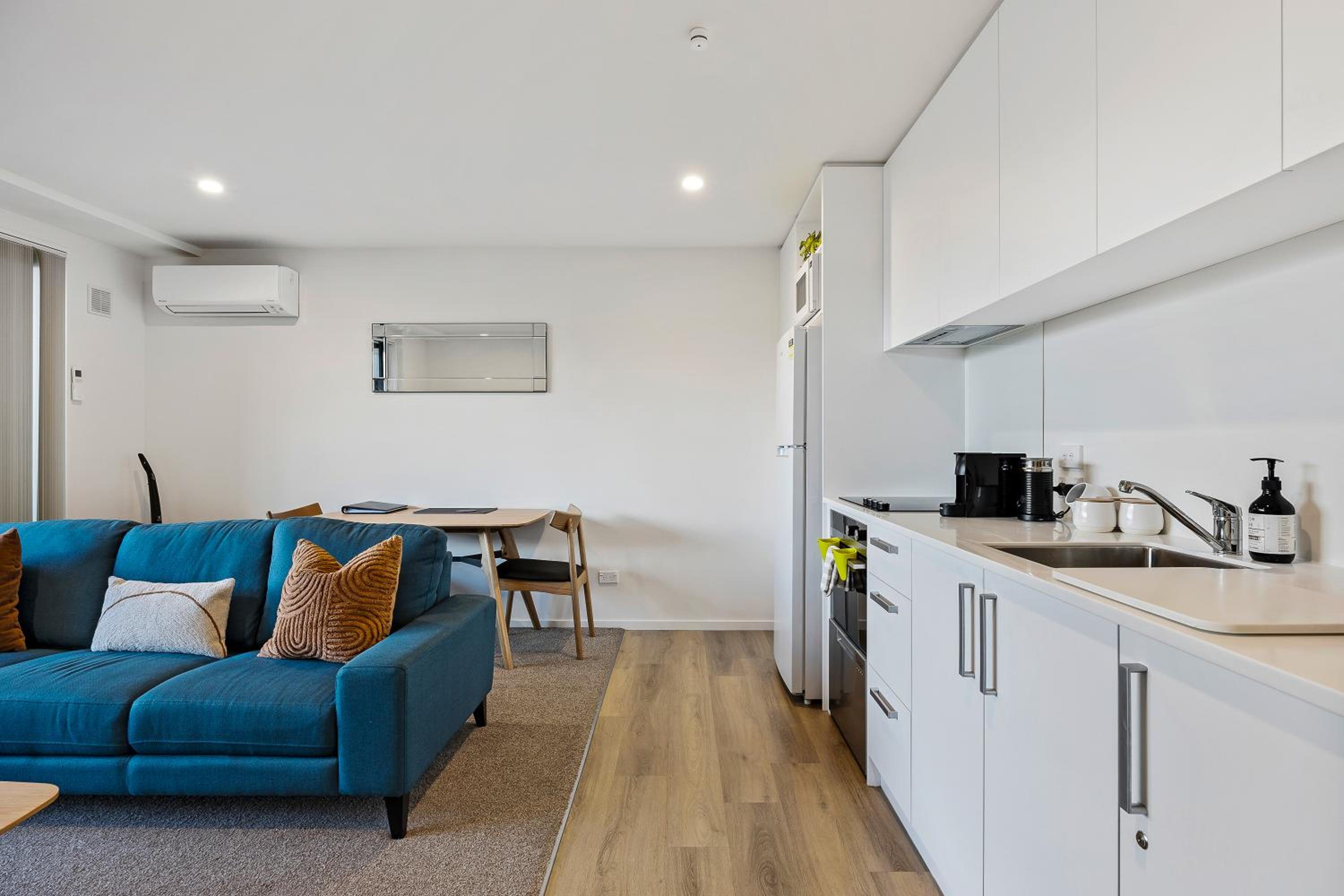 City Escape 1BR Apartment with Free Carpark view 2