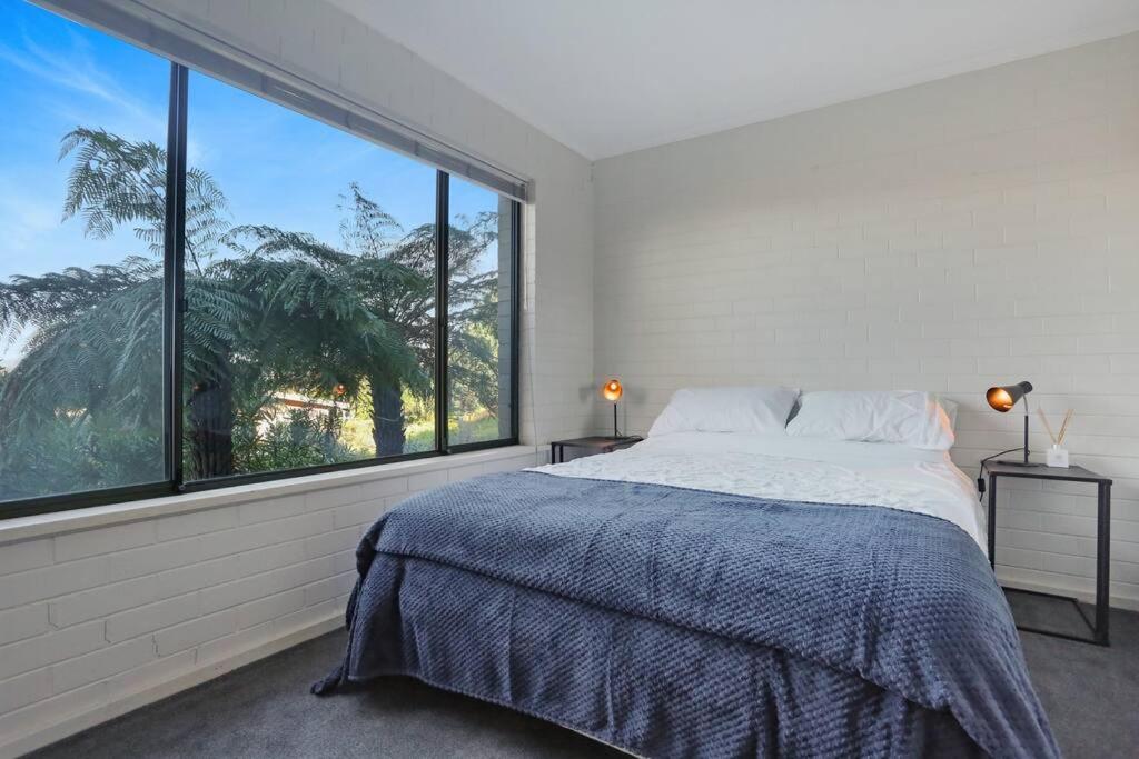 Aqua La Vista - 4 Bedroom Pet Friendly House