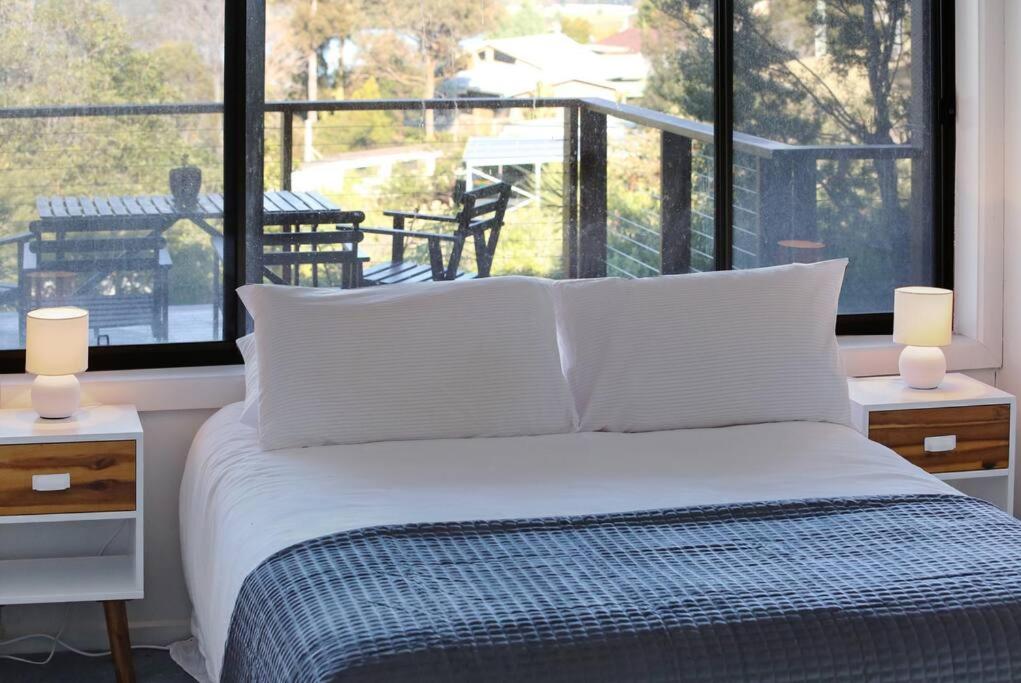Aqua La Vista - 4 Bedroom Pet Friendly House