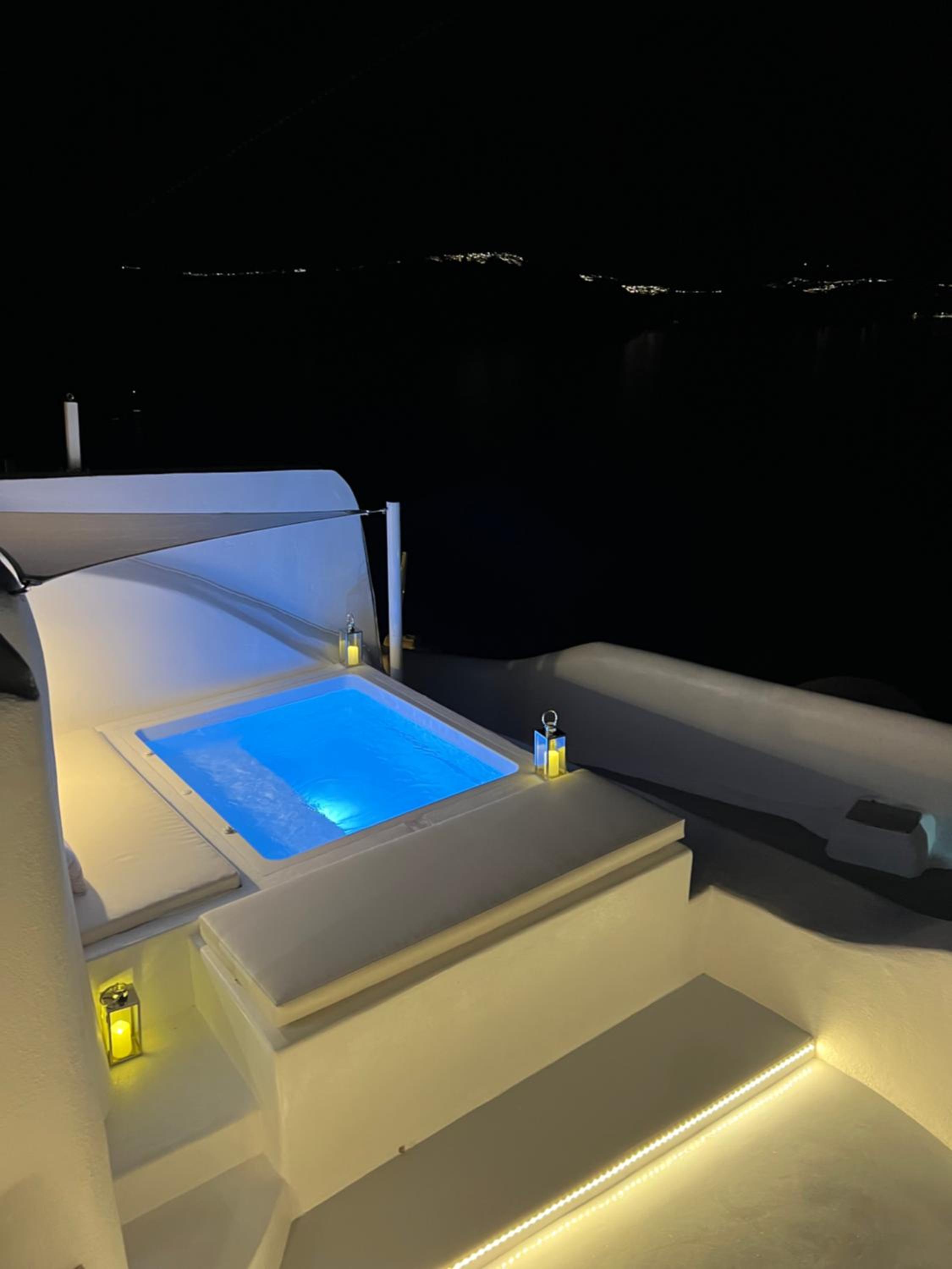 Aristos Life Luxury Cave Villas