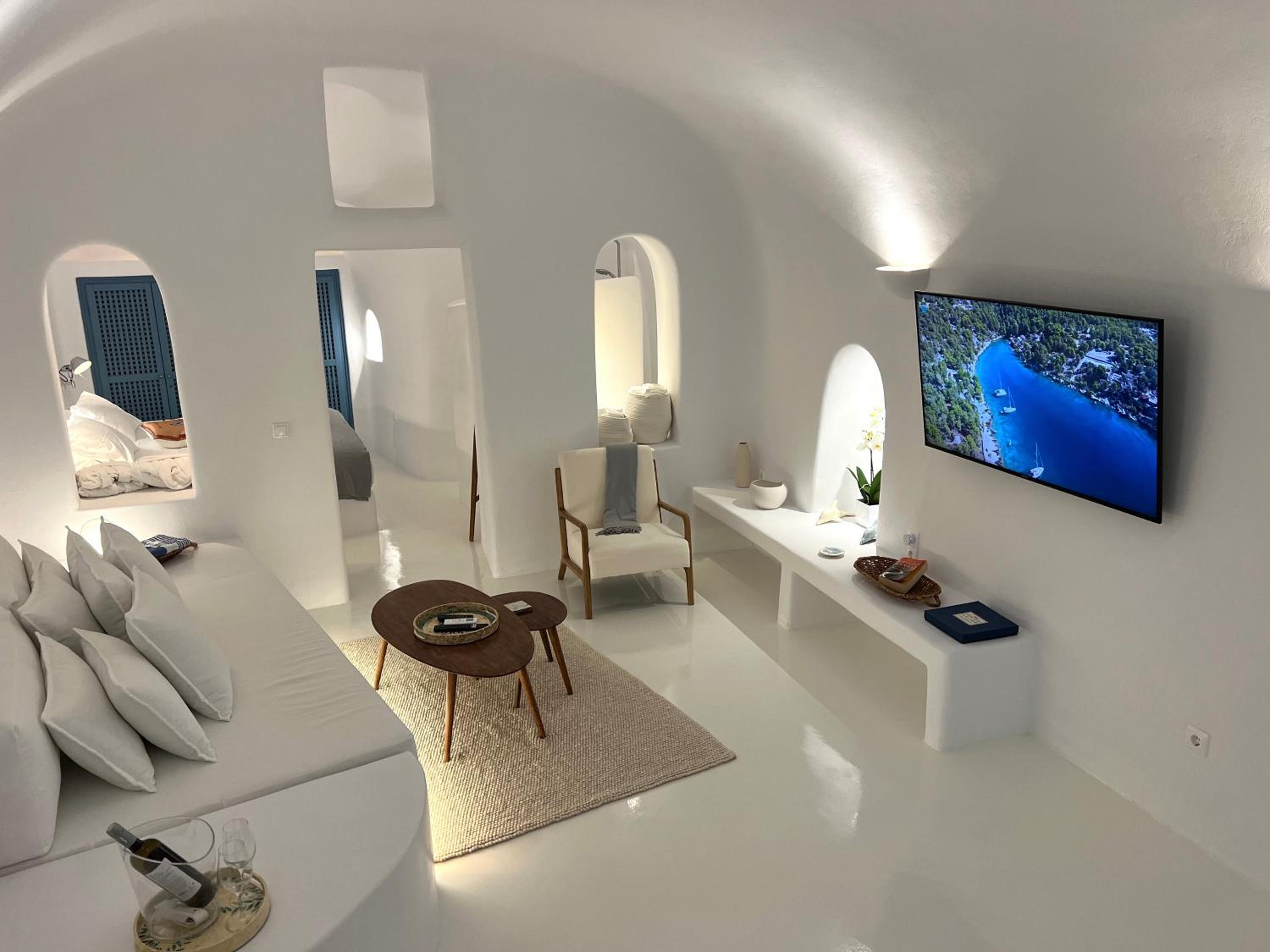 Aristos Life Luxury Cave Villas