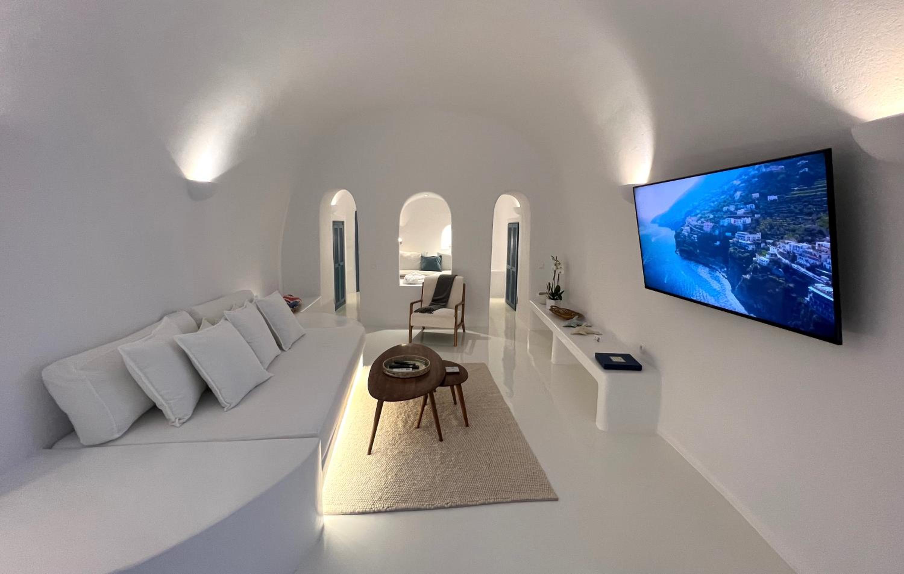 Aristos Life Luxury Cave Villas