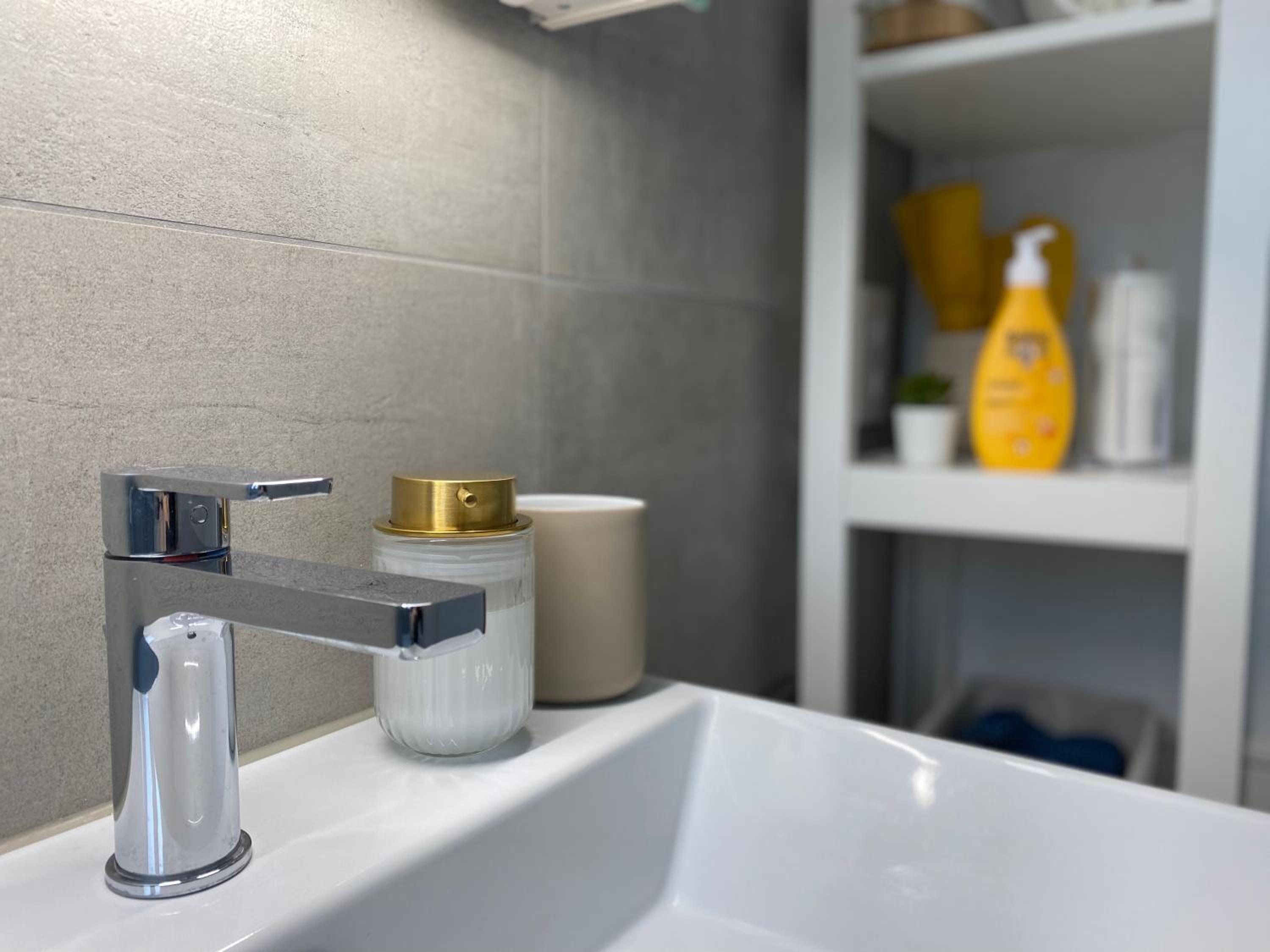 GLAD Spot - Liestal - 10 min from Basel - Central, Design, Modern