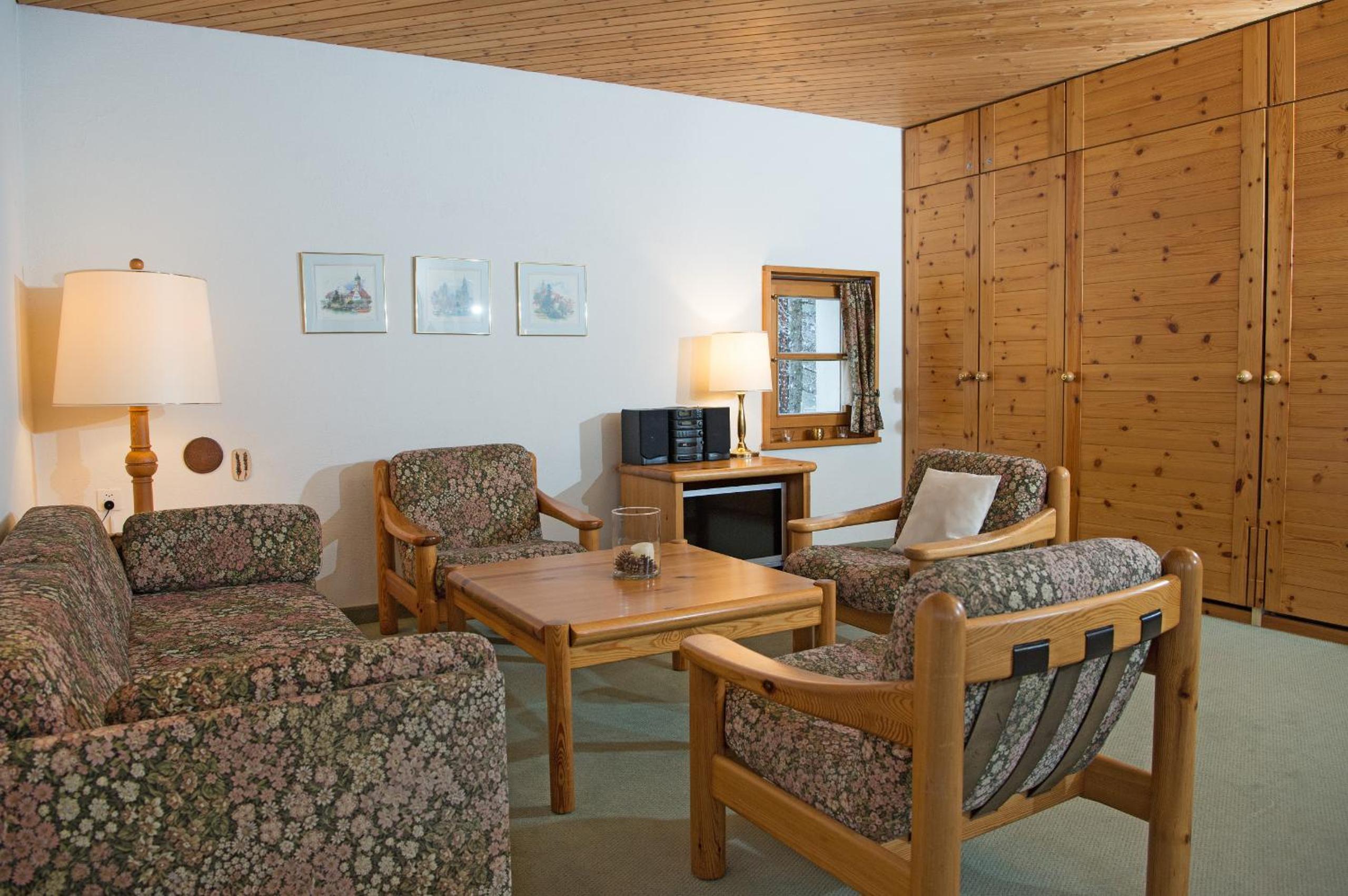 Apartment with hotel spa and pool