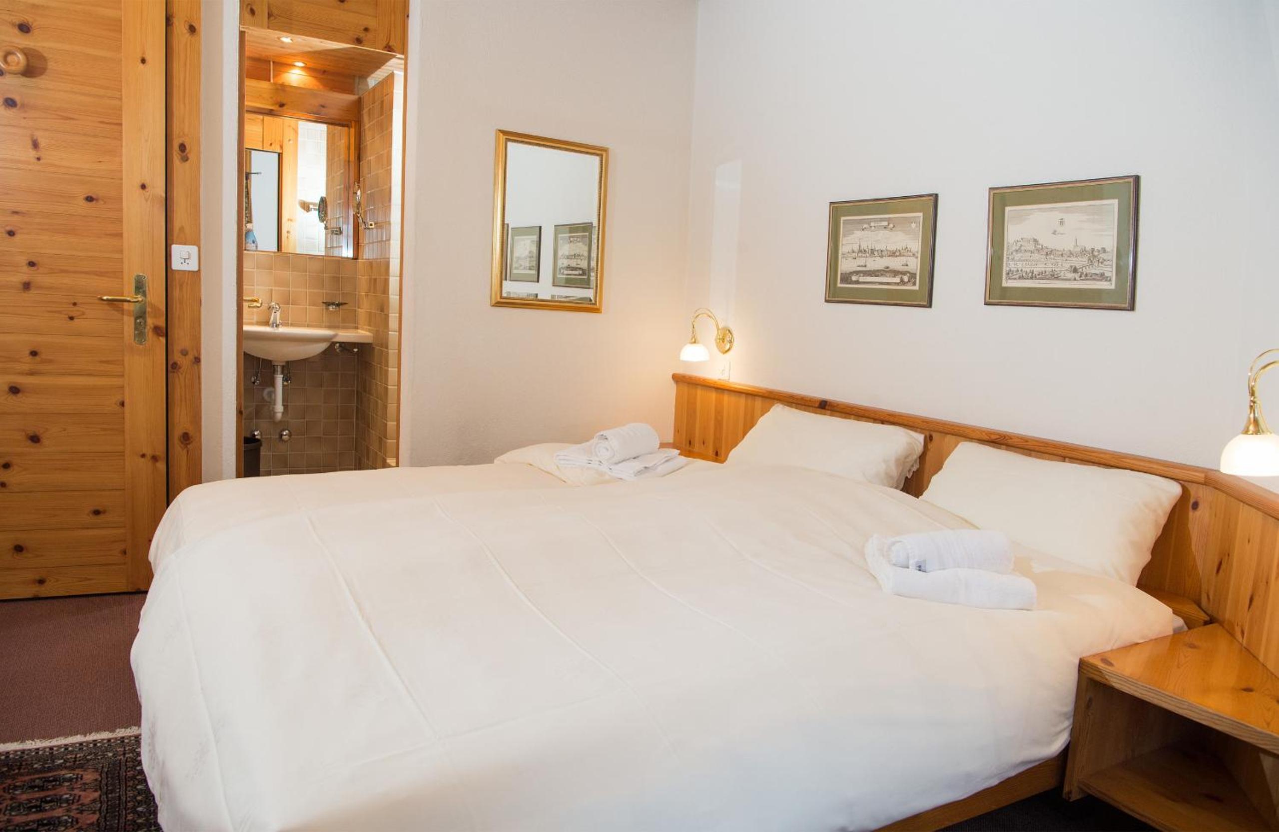 Apartment with hotel spa and pool