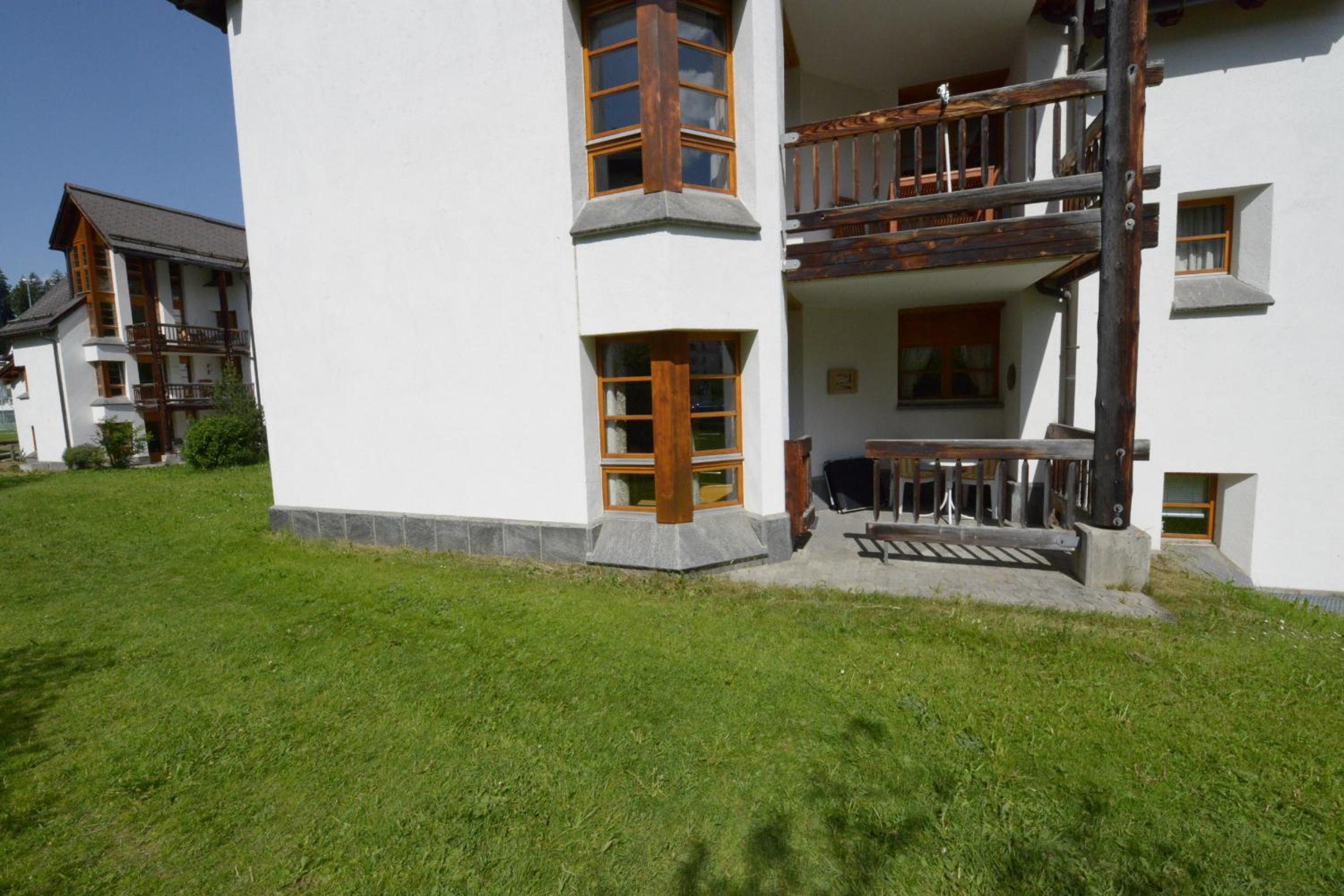 Apartment with hotel spa and pool