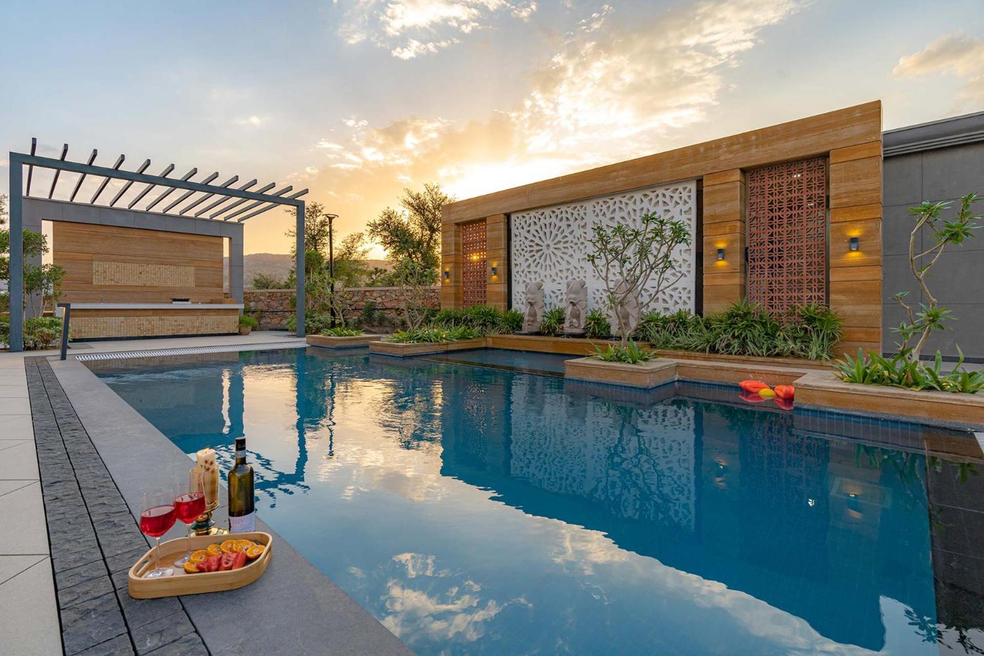 Noah's Ark by StayVista - Jaipur with Private Pool view 5
