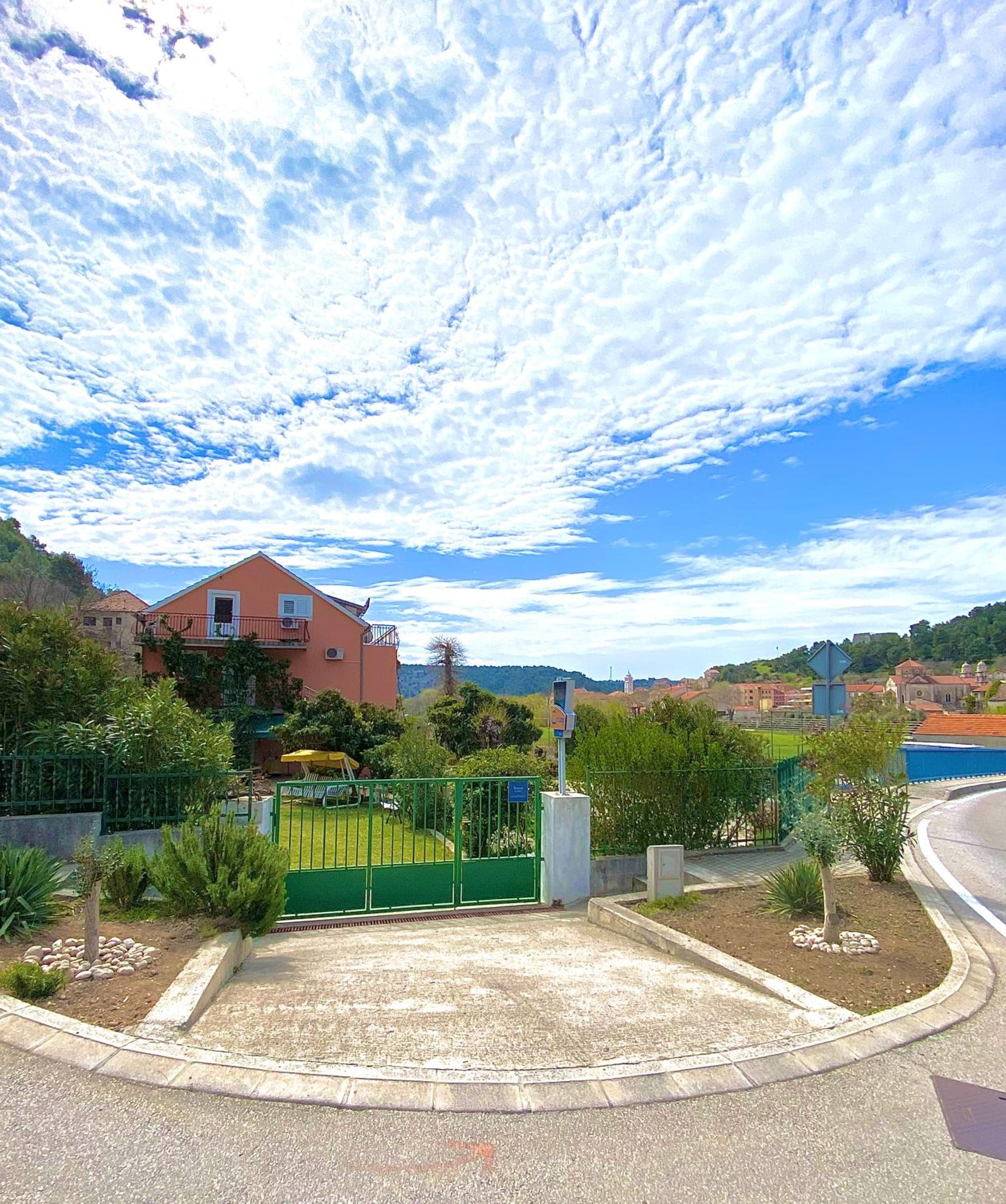 Casa Erceg Amor vincit Omnia view 5