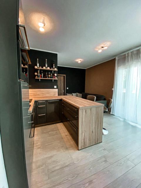 Syrah Wellness Apartman Siófok view 3