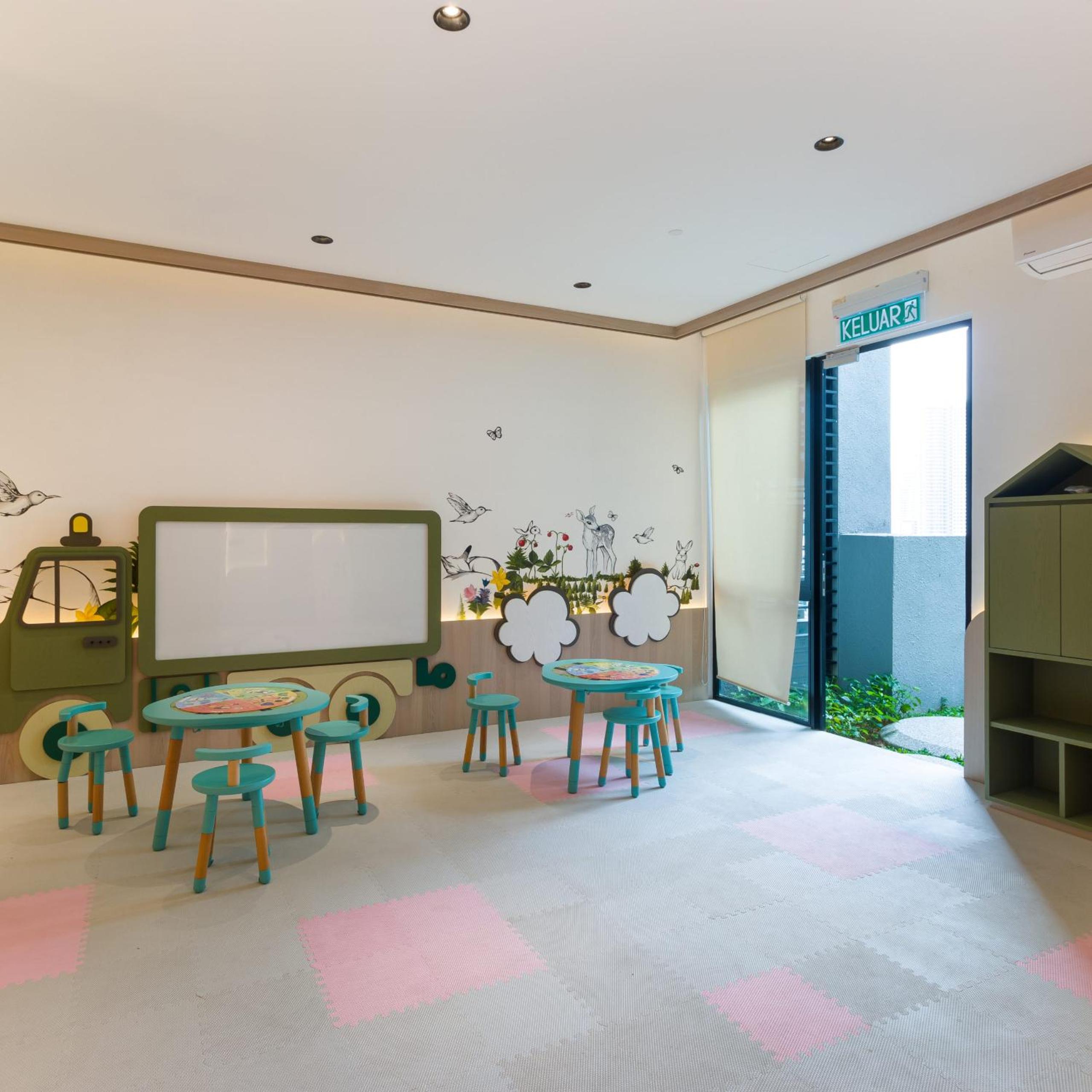 Scarletz Suites KLCC Twin Tower by Purple Orchid