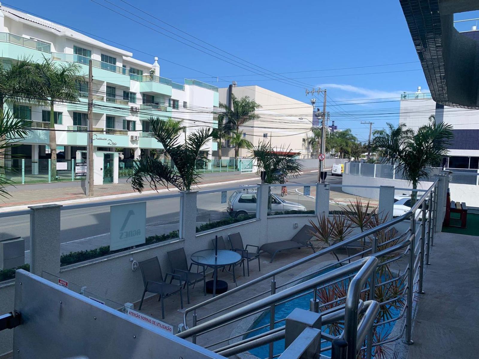 Apto completo a 450m da praia c/ garagem e piscina
