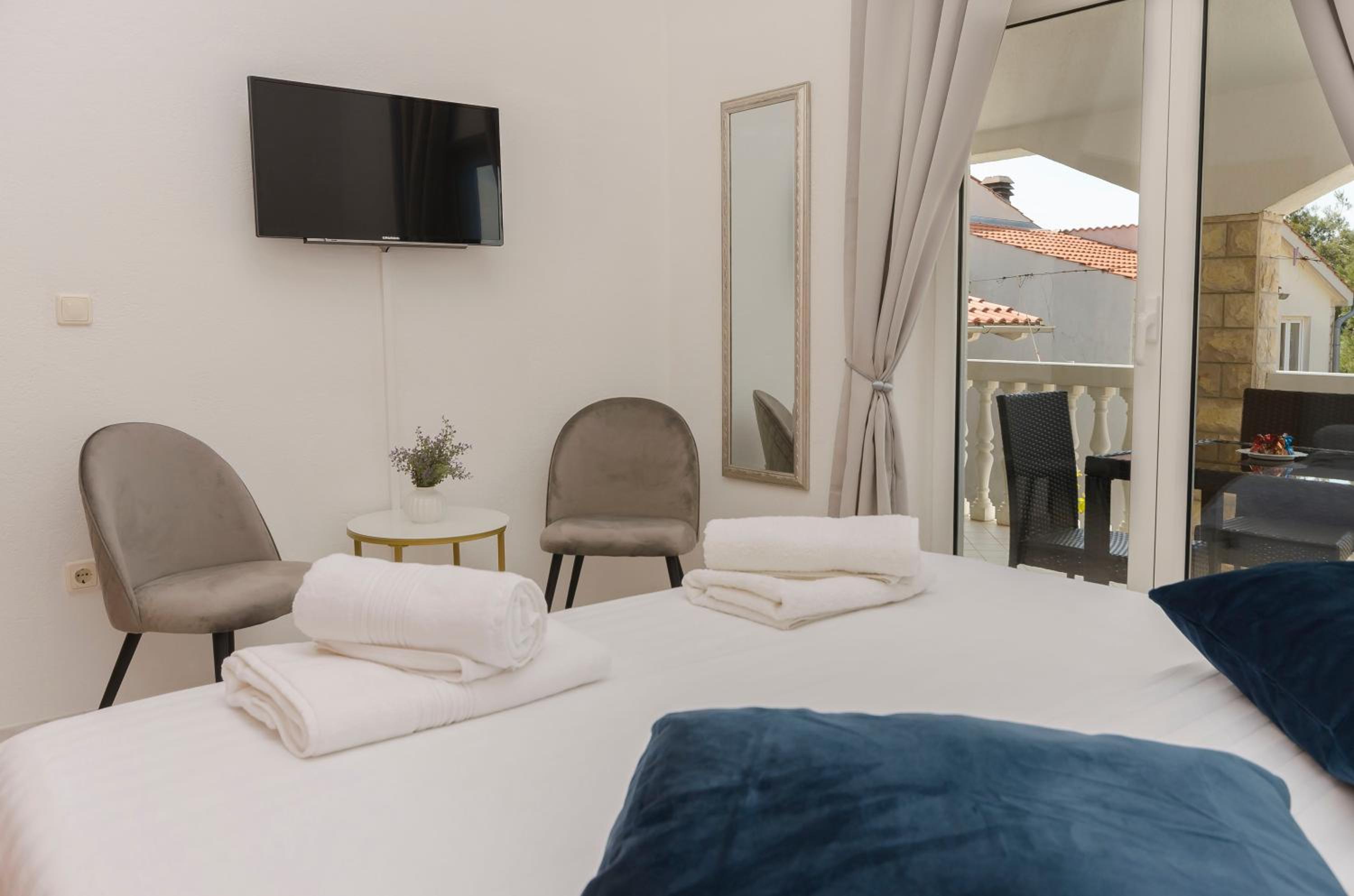 Apartments Anton view 4
