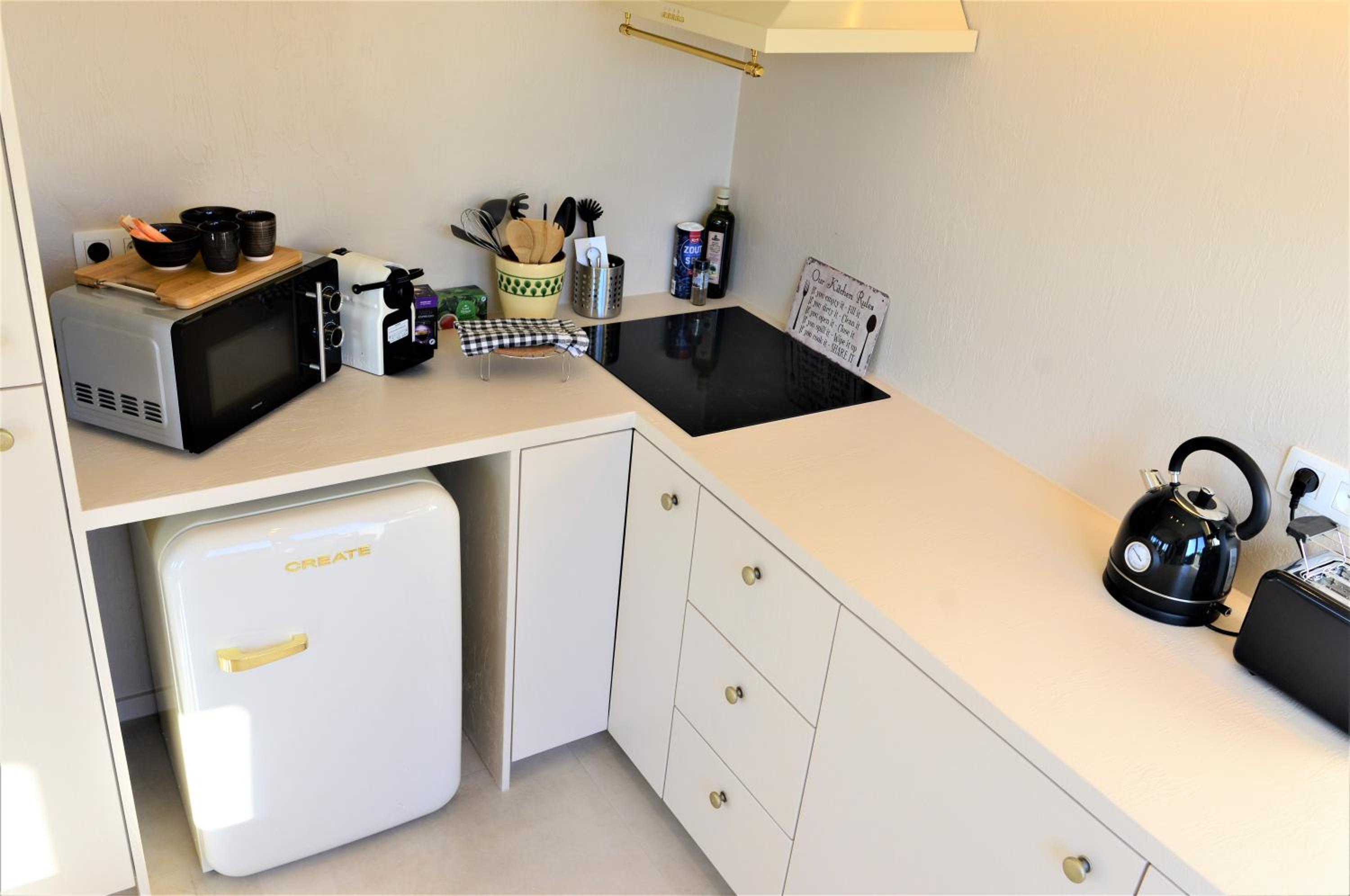 Downtown spacious 2BDR Apartments 2