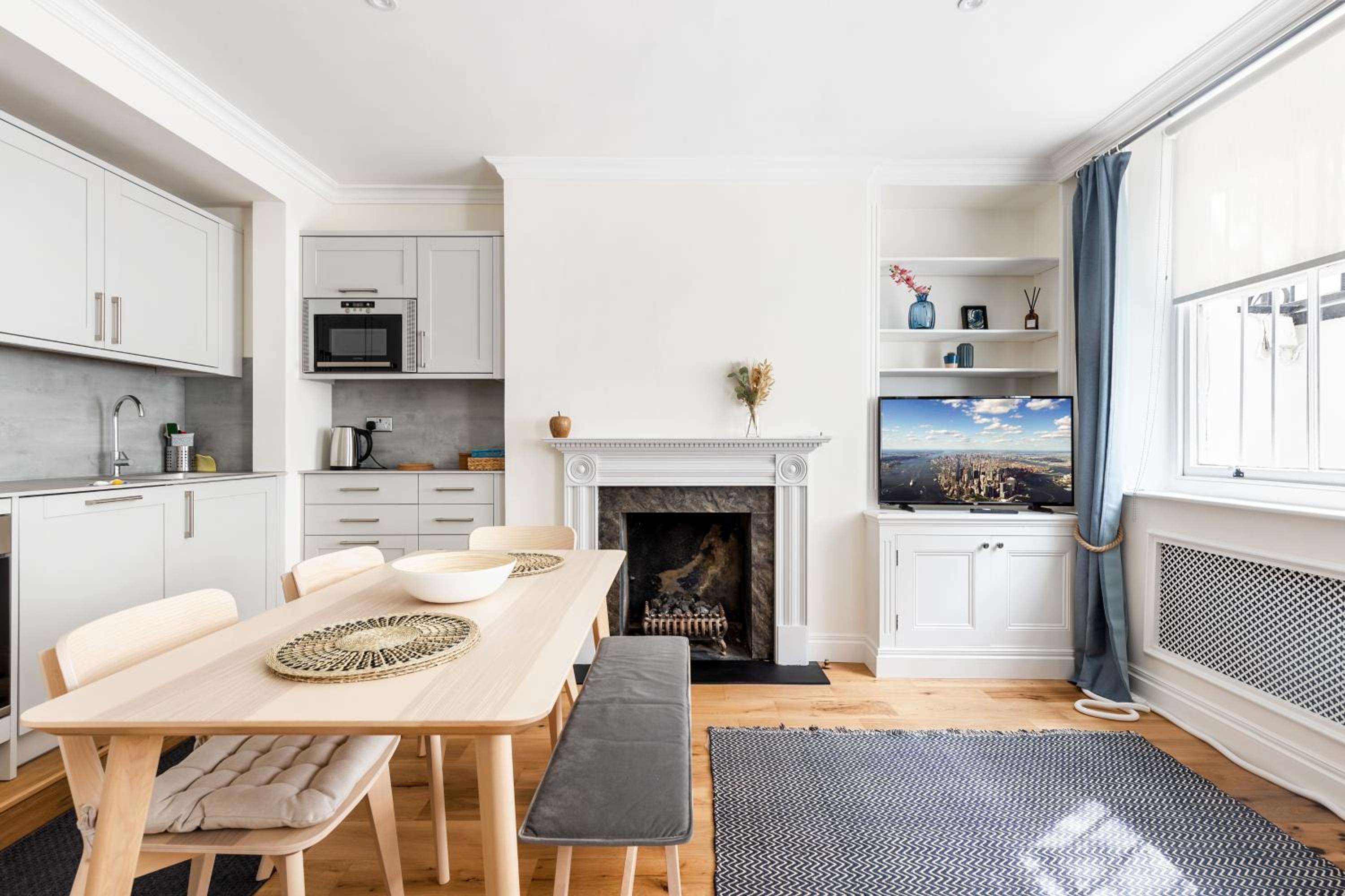 Fabulous Chelsea 2 bed