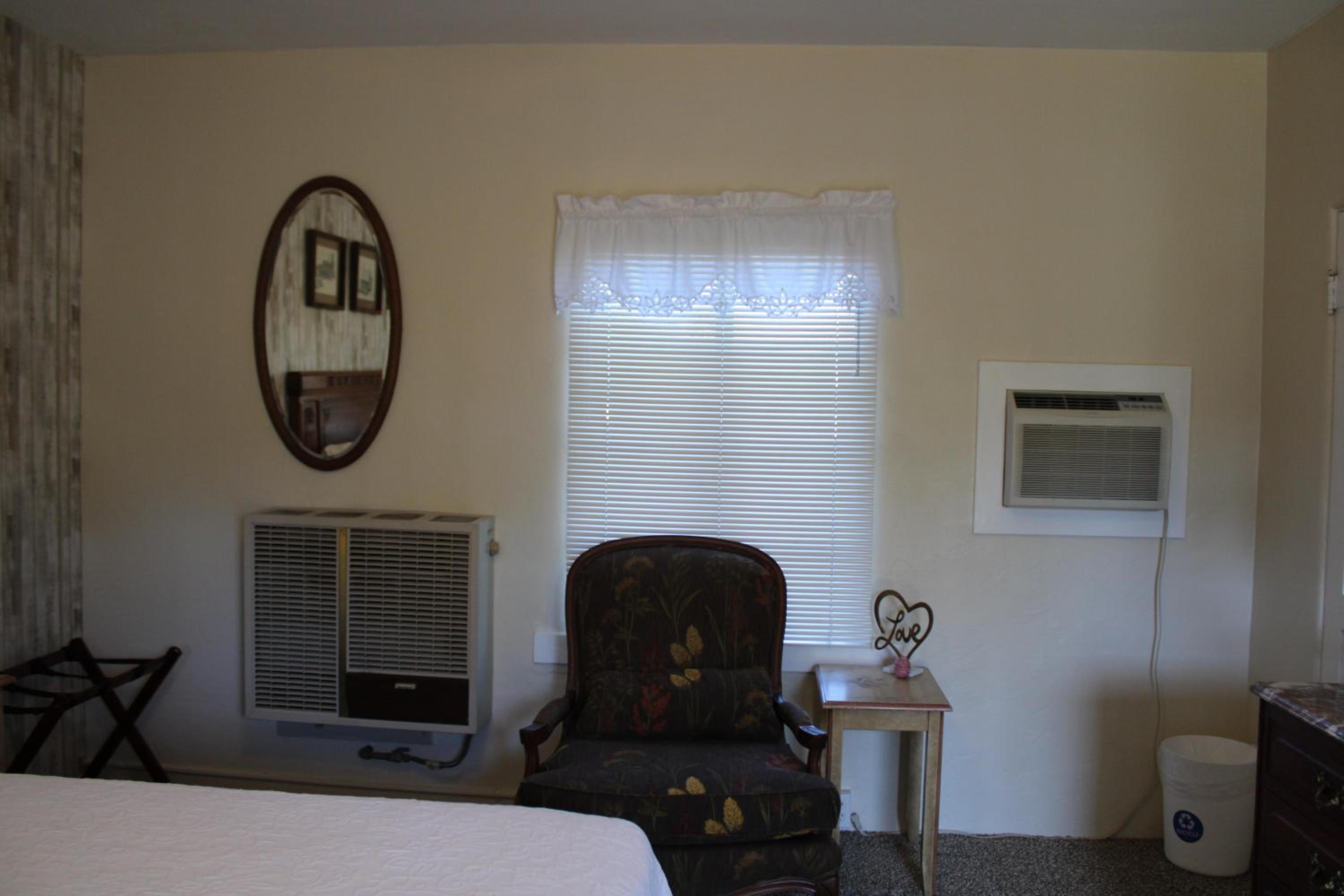 The Bonnie Inn Unit 1 view 4