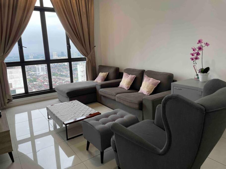 Newly Furnished Wifi 5pax Homestay @ Setia Sky 88 by Micasa Homestay