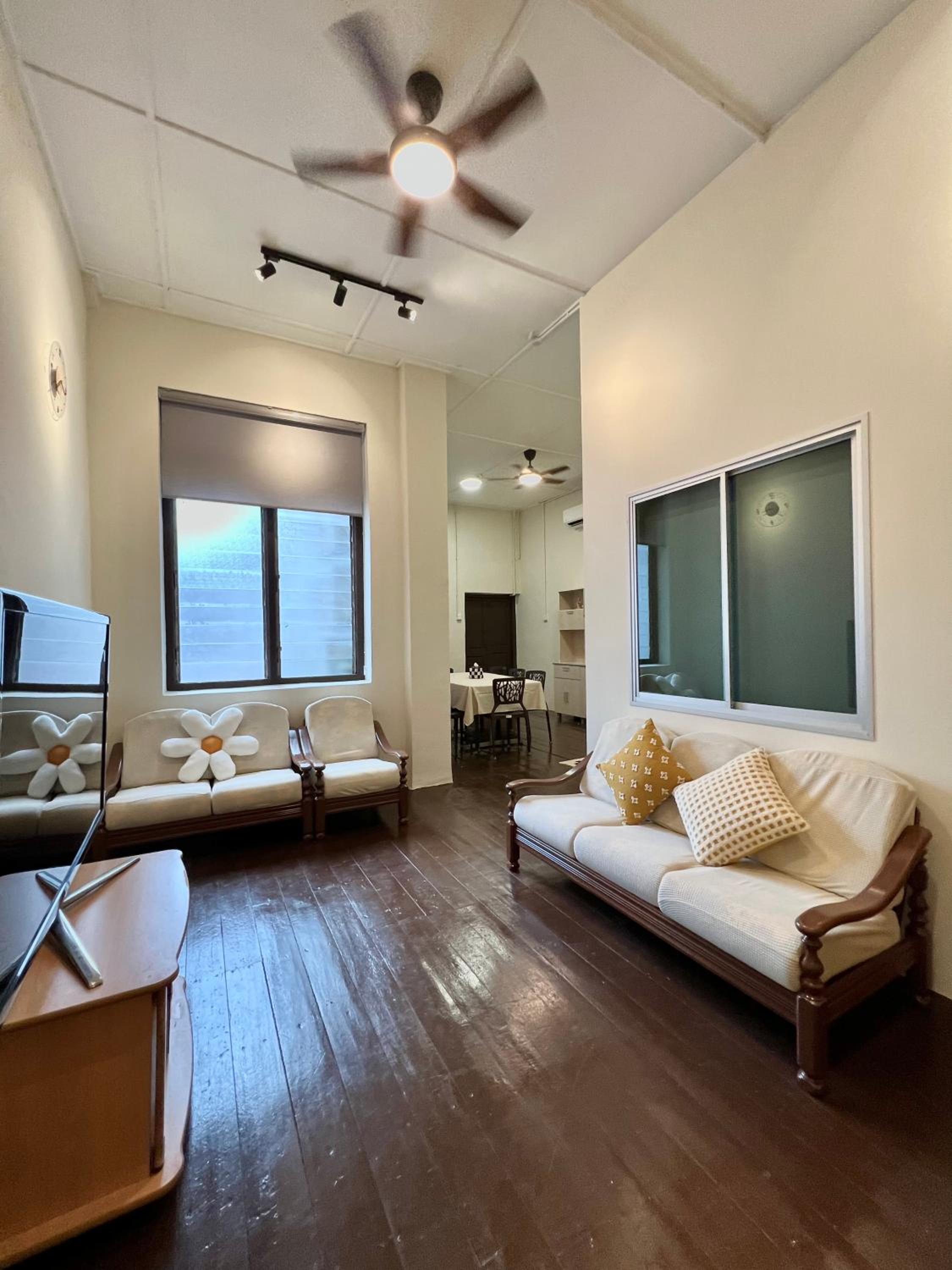 The Neighbour KKB - Rooms with shared bathroom - Whole unit has 4 rooms photo 1
