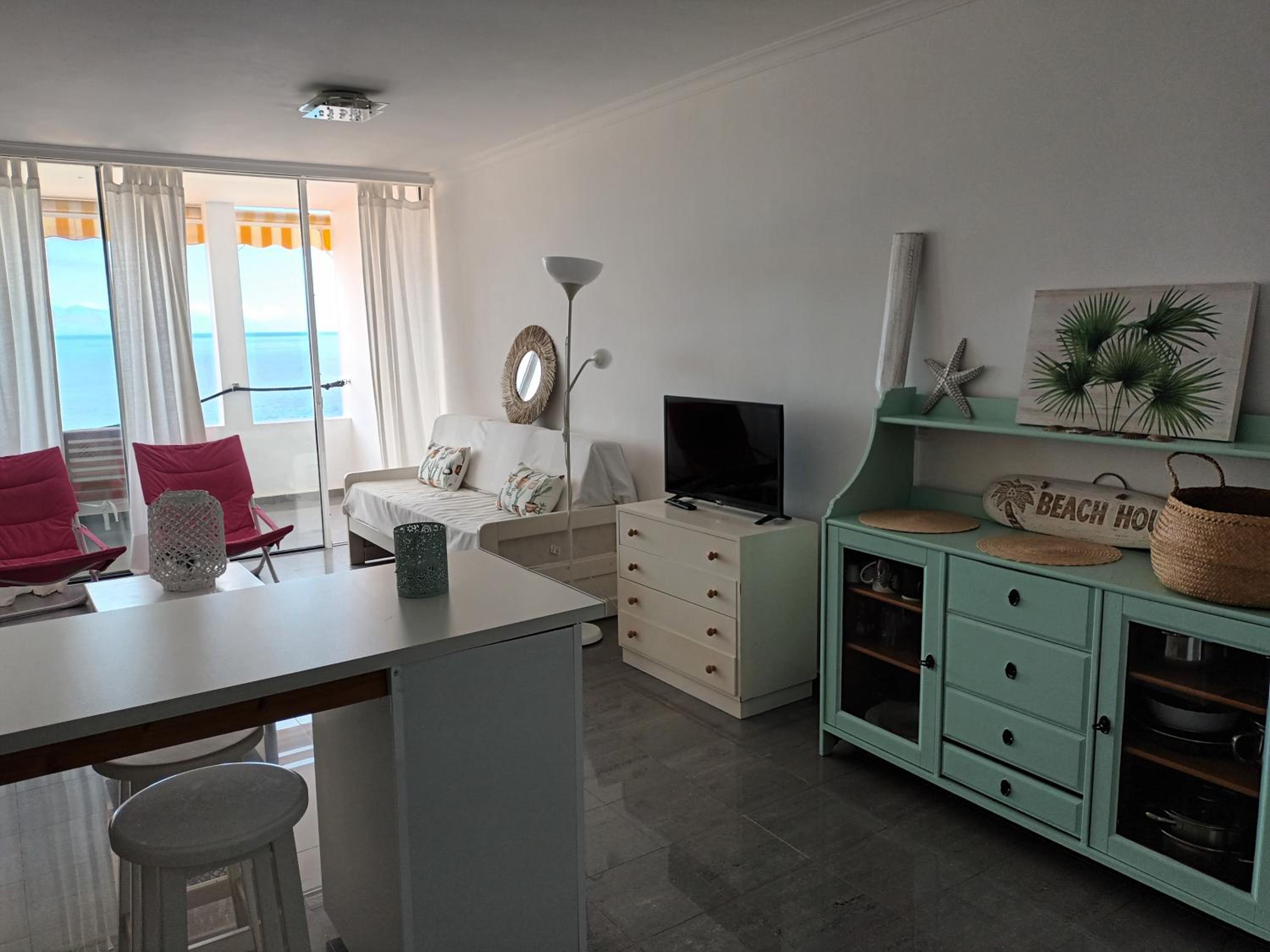 Great oportunity Costa Adeje Holiday apartment first sea line Free Wifi