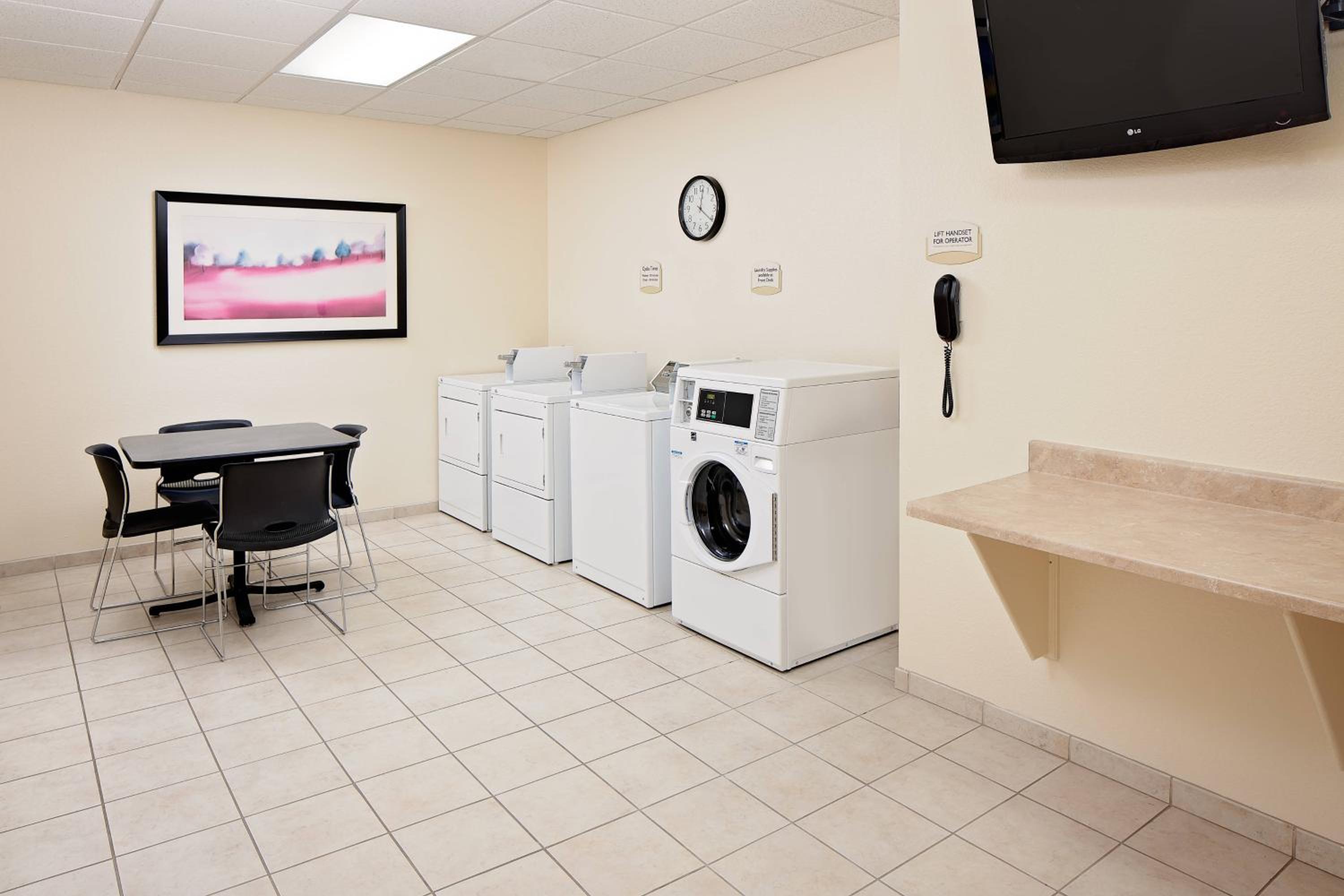 Dallas / Fort Worth Vacations - Fairfield Inn and Suites by Marriott Dallas Mansfield - Property Image 4