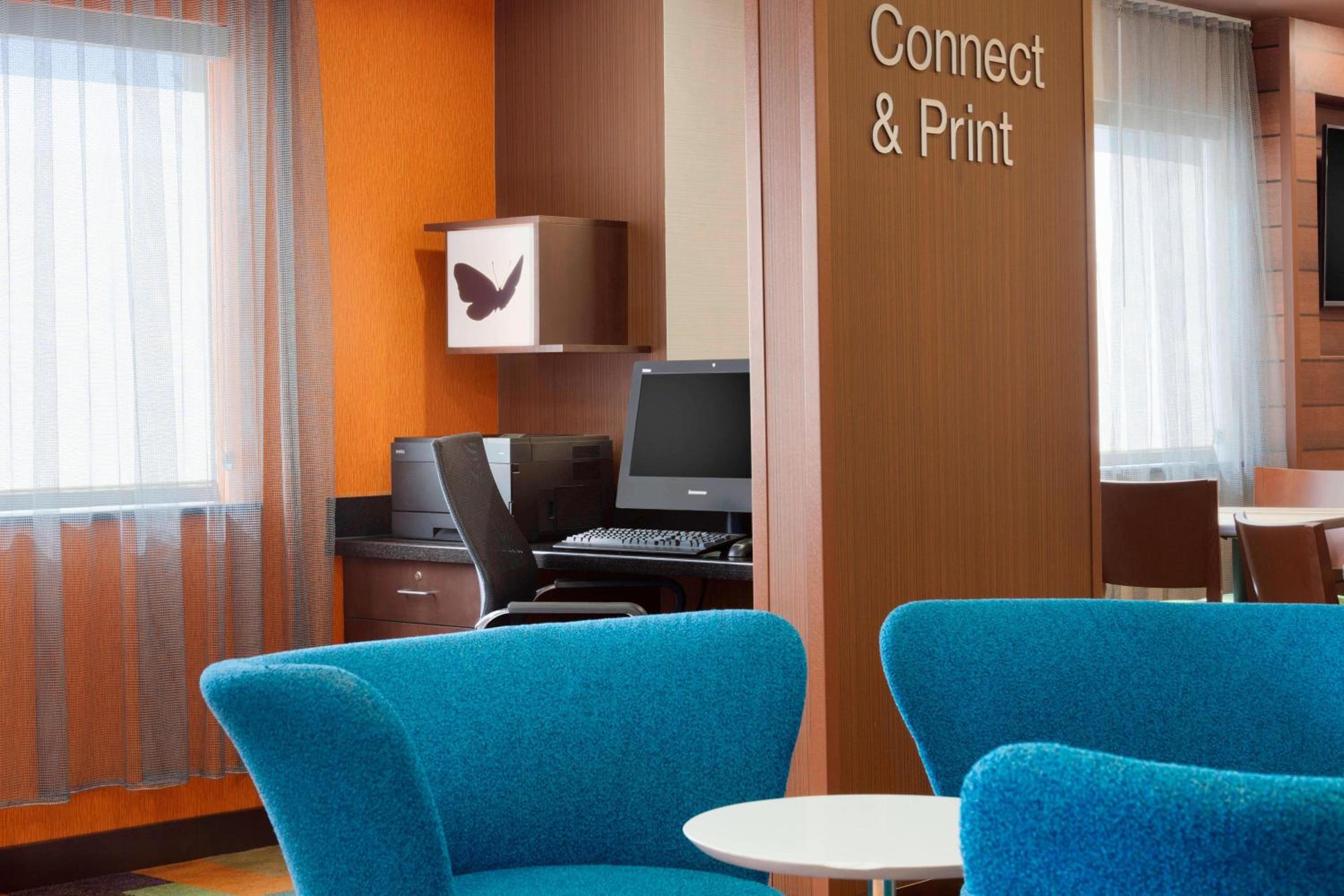 Longview Vacations - Fairfield Inn  Suites Longview - Property Image 6