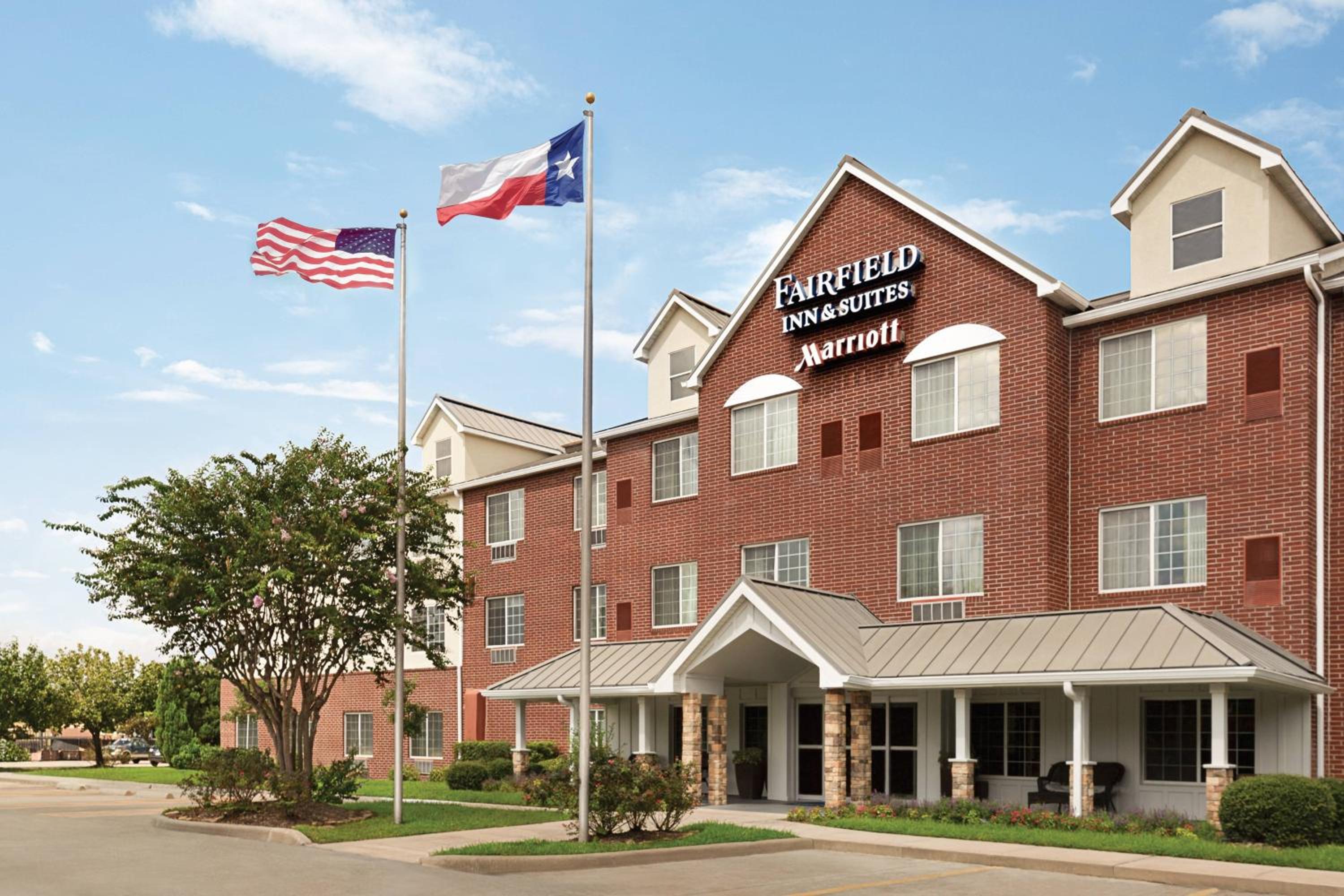 Hotel Fairfield Inn & Suites Houston The Woodlands