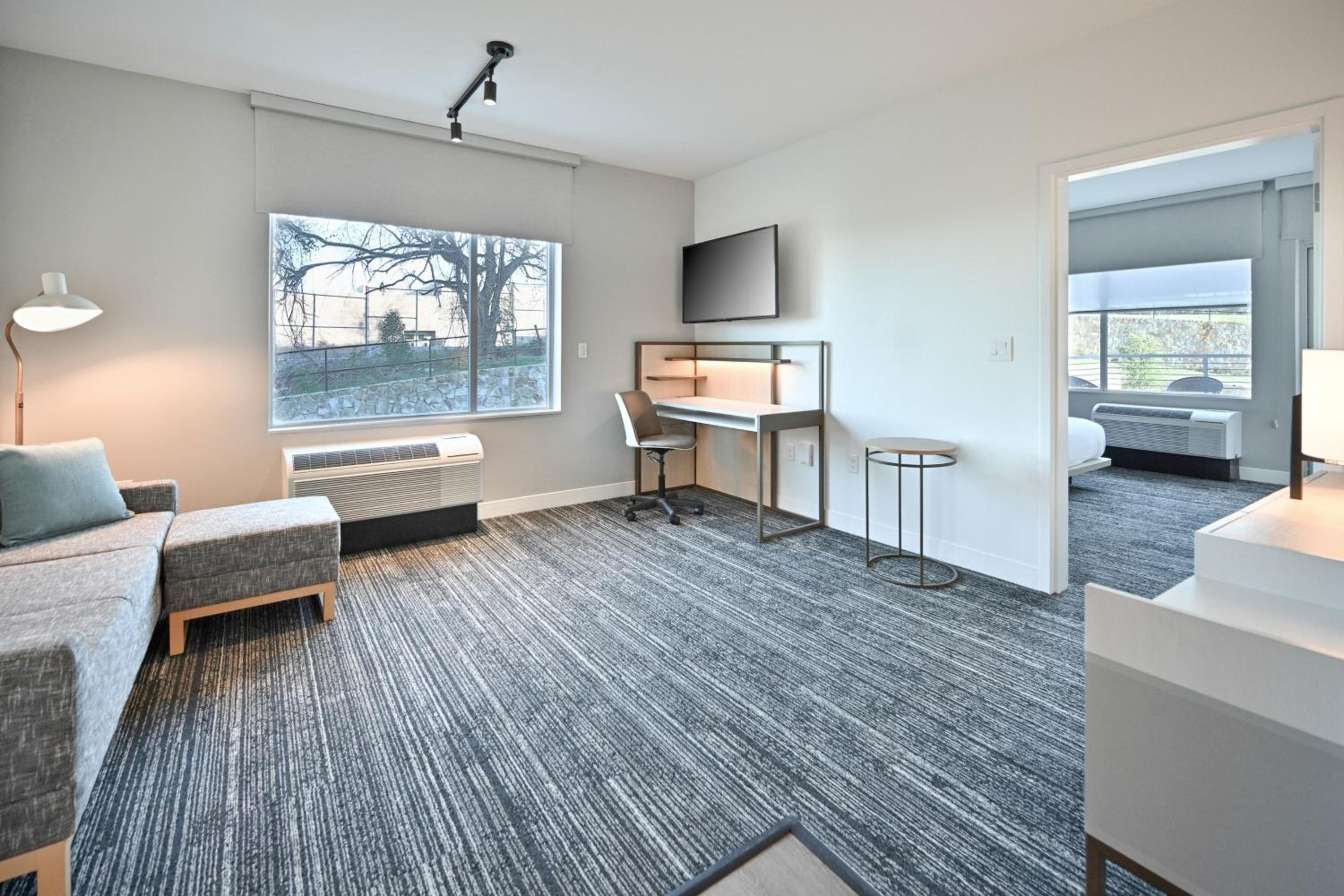 TownePlace Suites by Marriott Dallas Rockwall - Property Image 10