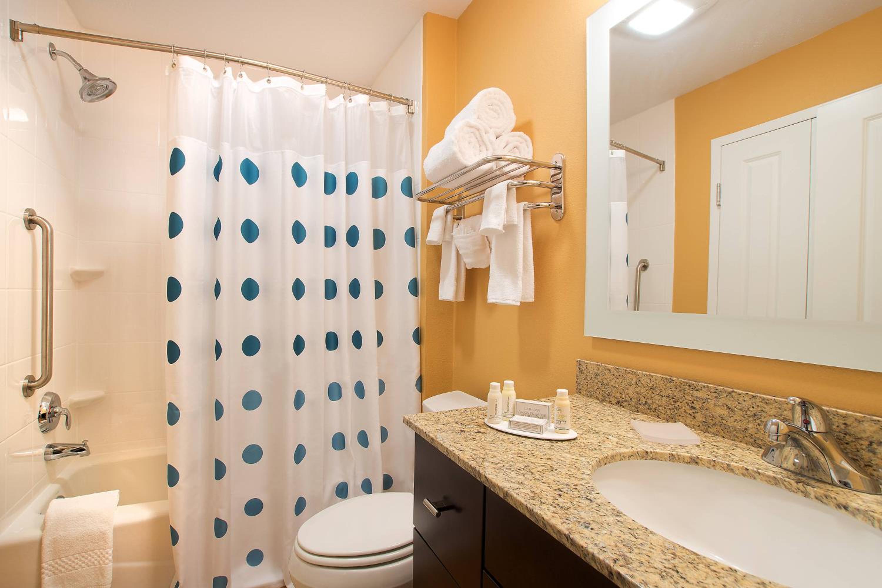 Dodge City Vacations - TownePlace Suites by Marriott Dodge City - Property Image 11