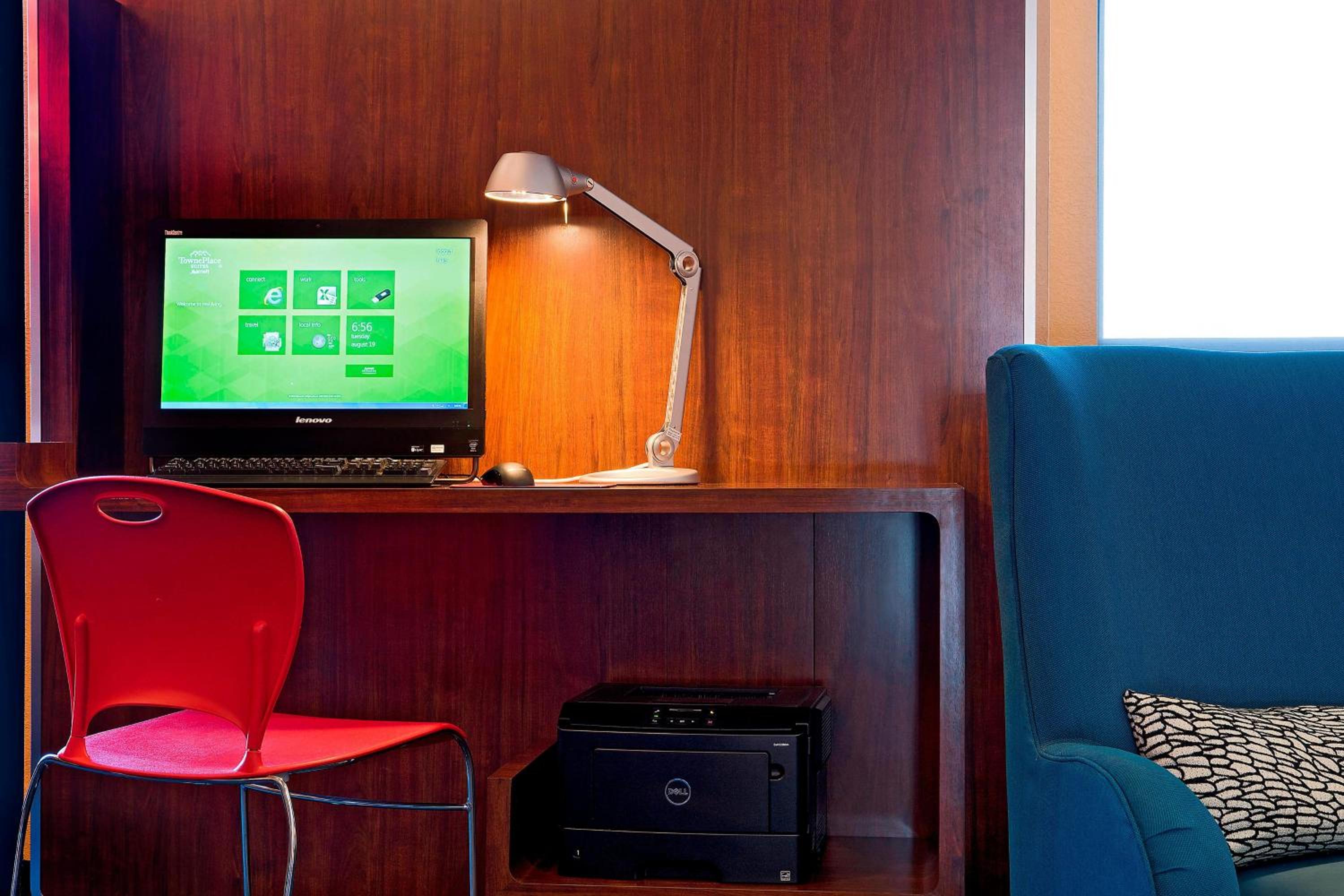 Dodge City Vacations - TownePlace Suites by Marriott Dodge City - Property Image 10